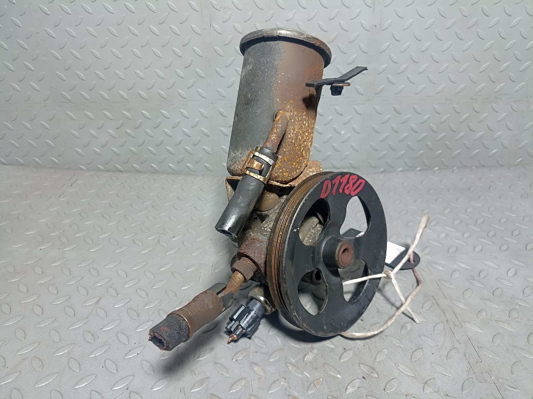 ГУР TOYOTA SCION 4431012530 D1180