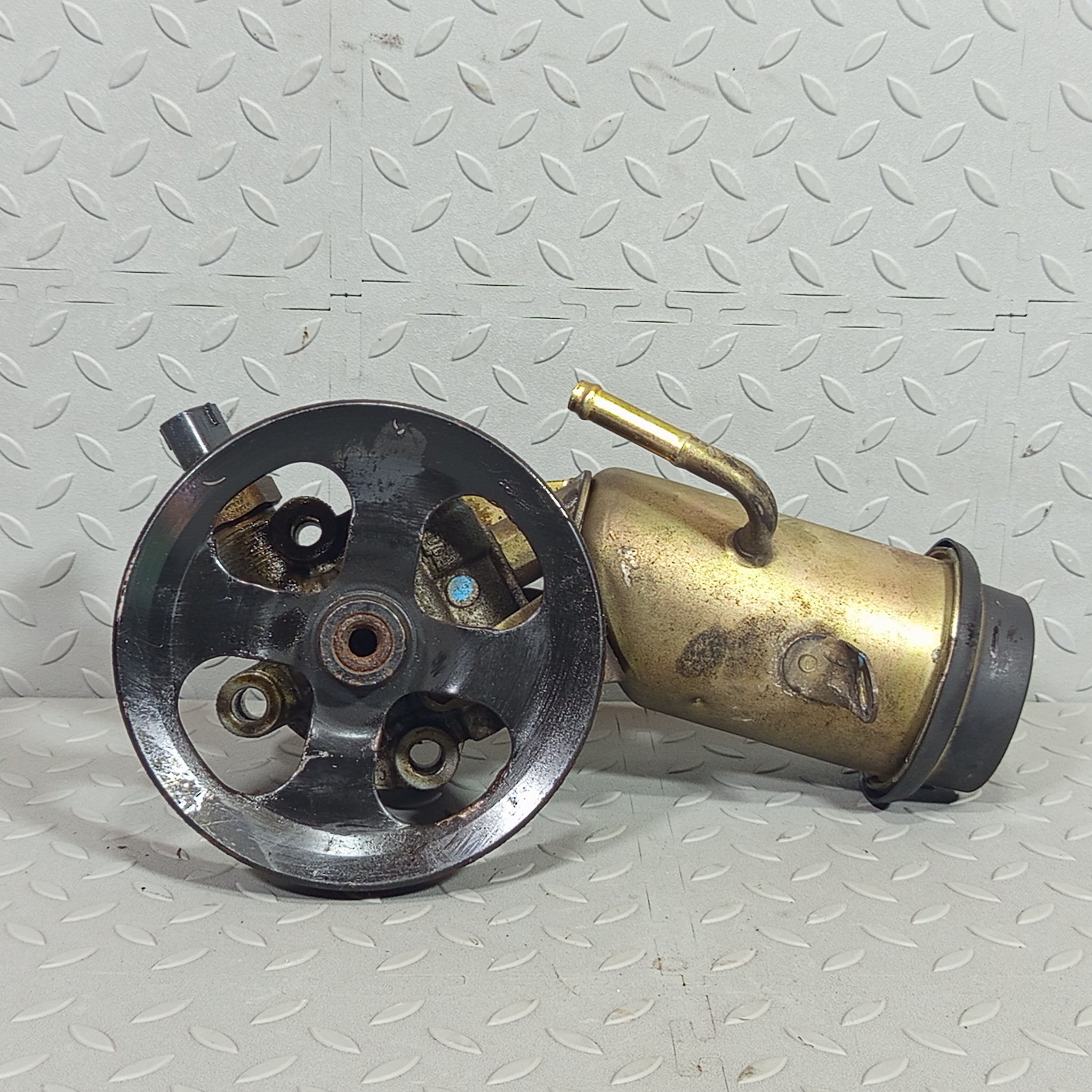 ГУР TOYOTA SCION 4431012530 FA1073Z