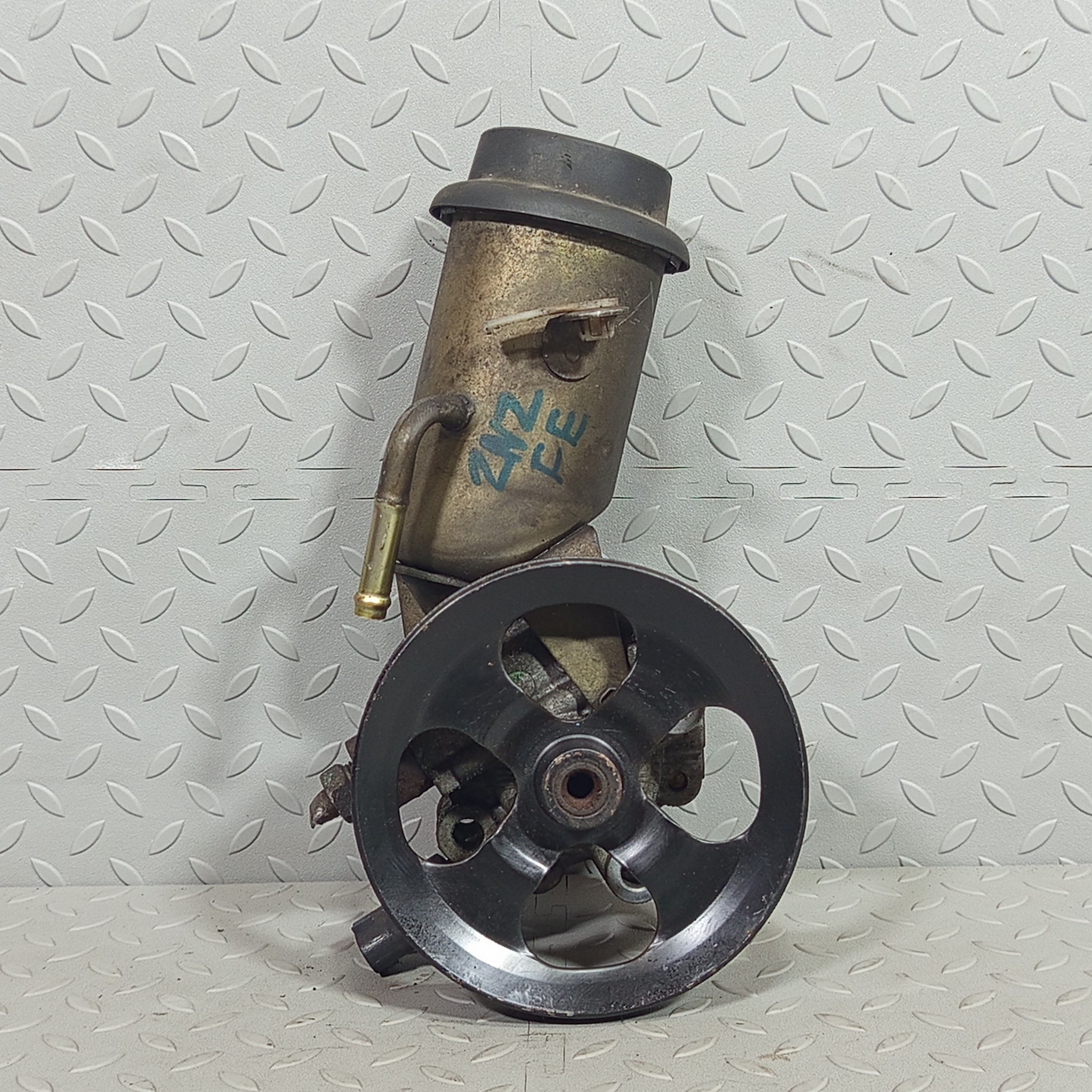ГУР TOYOTA SCION 4431012530 D150