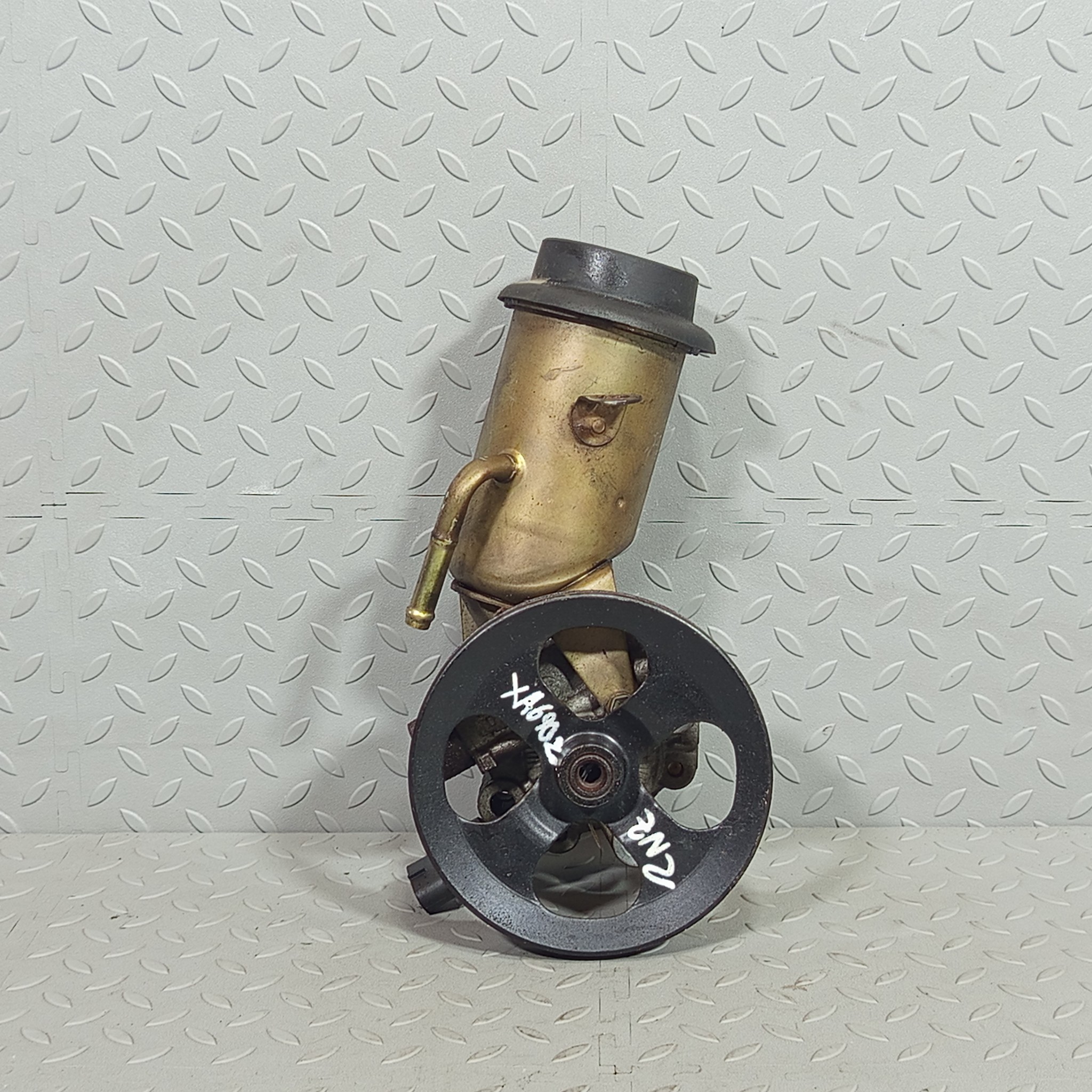 ГУР TOYOTA SCION 4431012530 XA6902