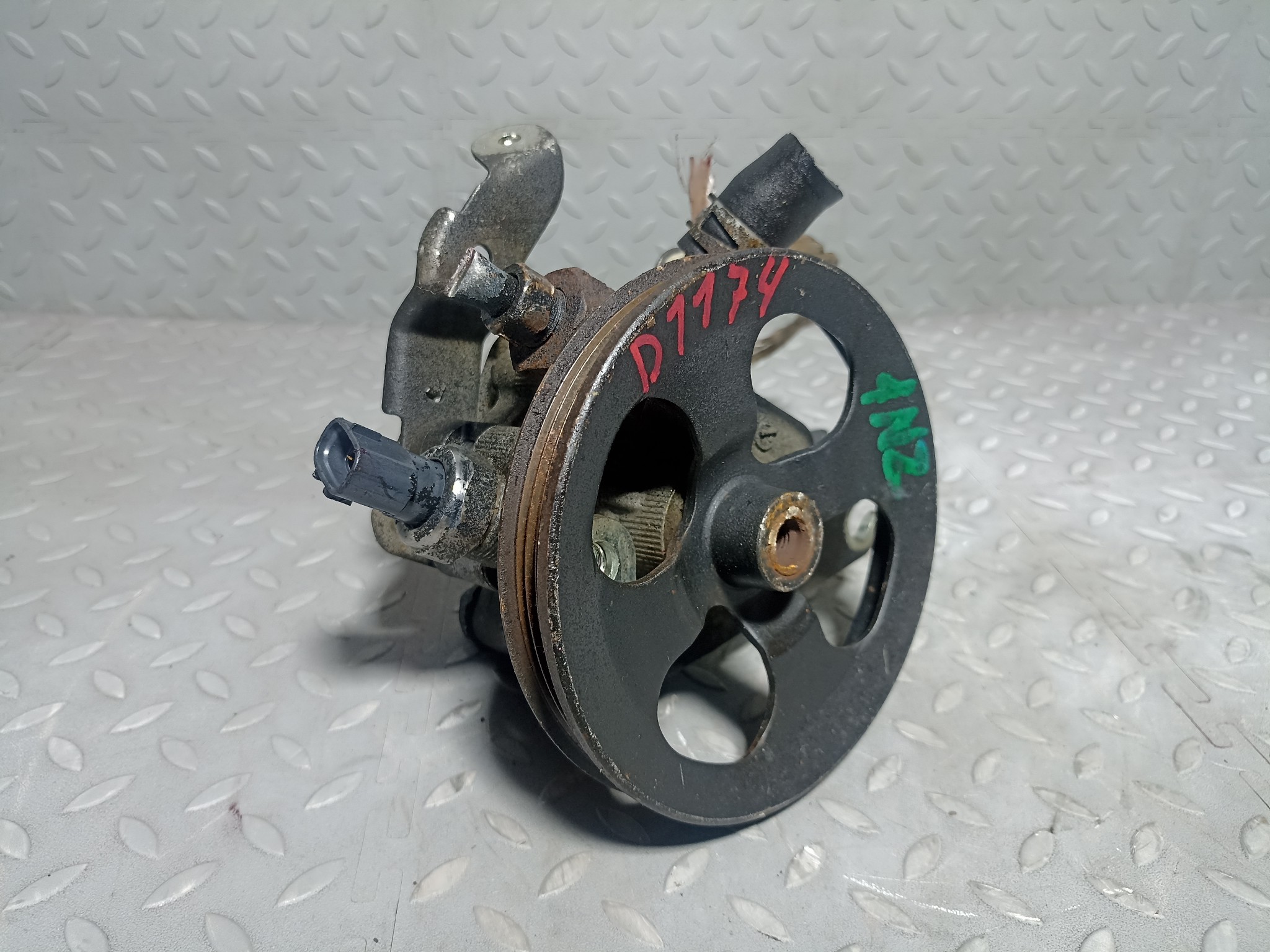 ГУР TOYOTA SCION 4431012530 D1174