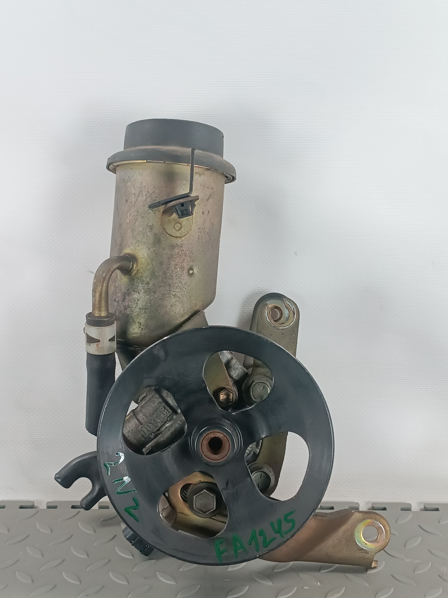 ГУР TOYOTA SCION 4431012530 FA1245Z