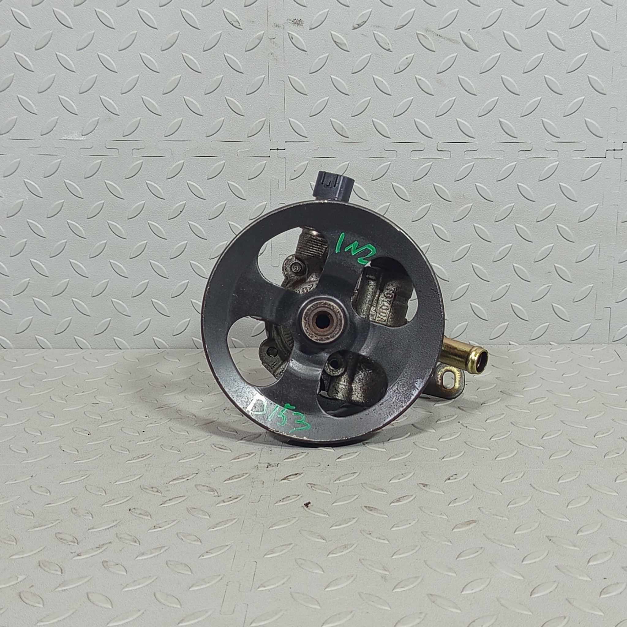 ГУР TOYOTA SCION 4431012530 D153