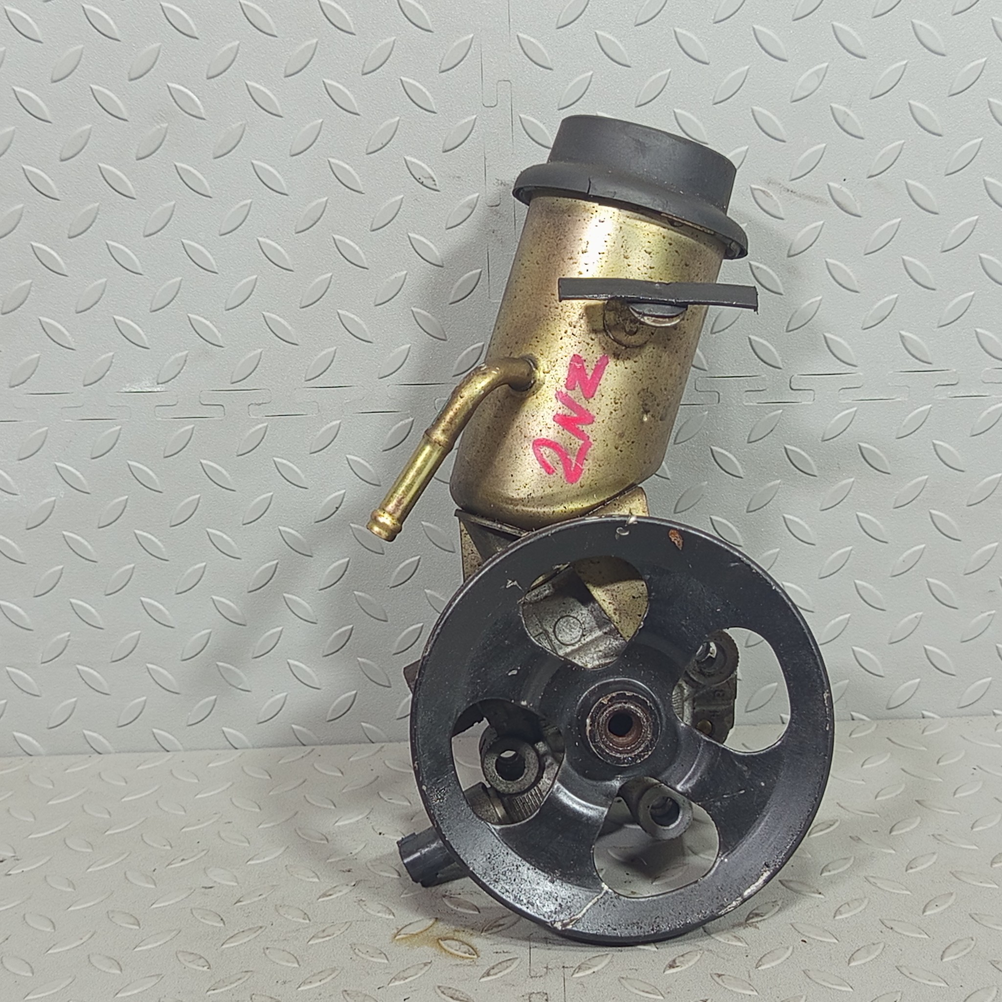 ГУР TOYOTA SCION 4431012530 D161