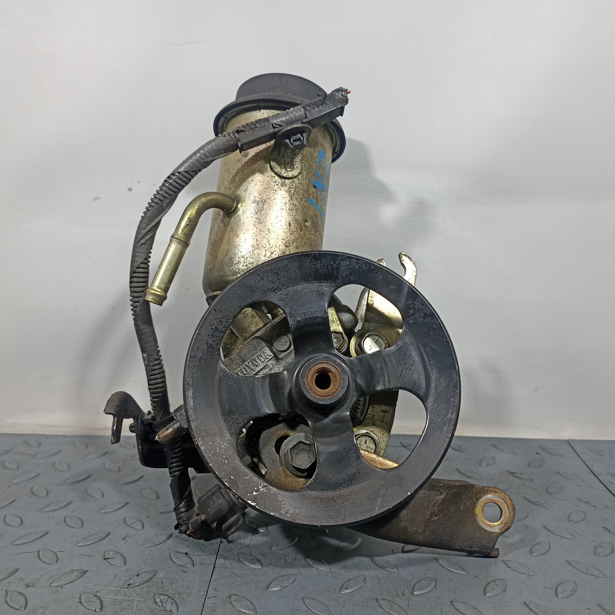ГУР TOYOTA SCION 4431012530 D4082