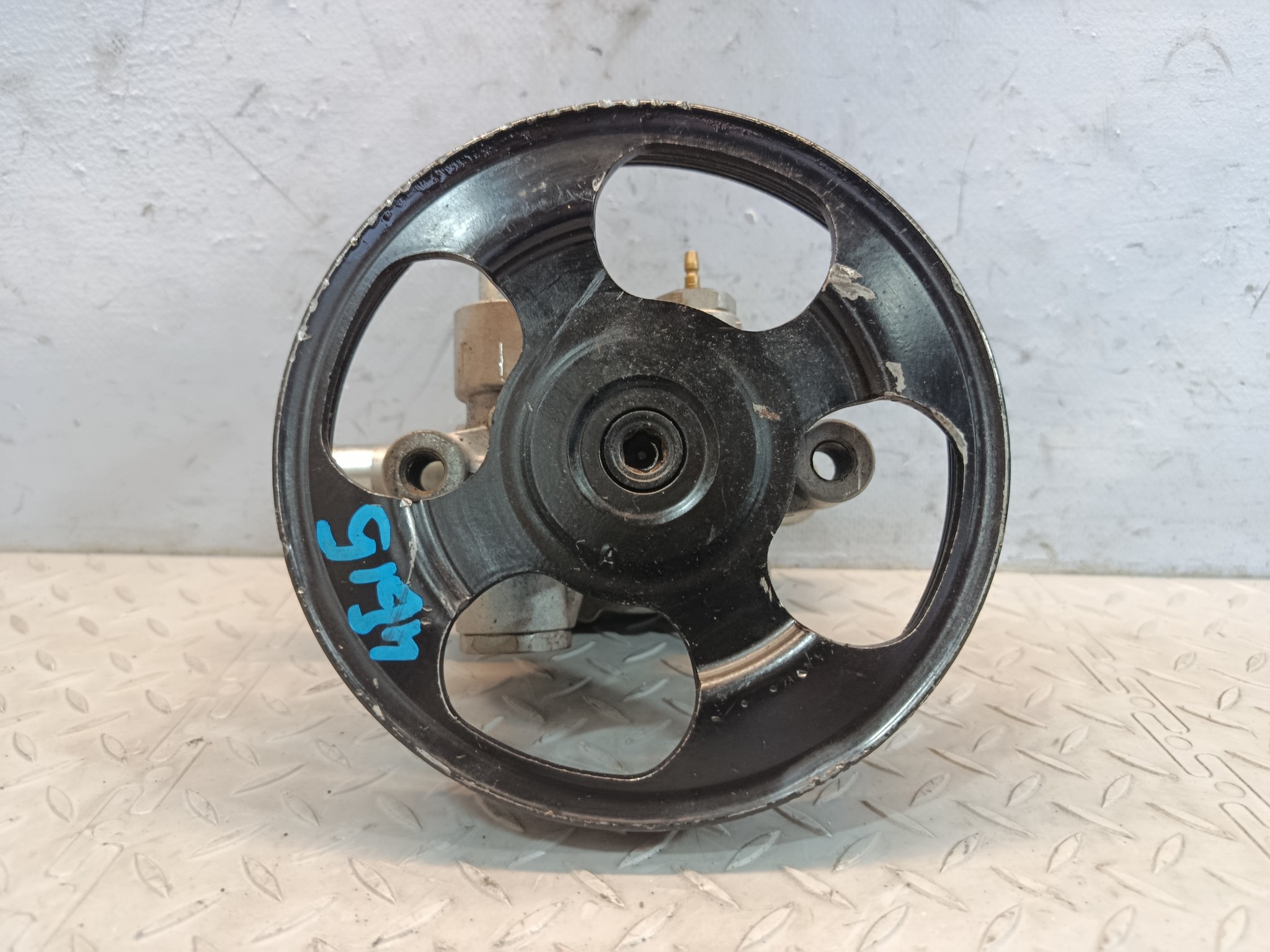 ГУР MITSUBISHI MR403656 D3111