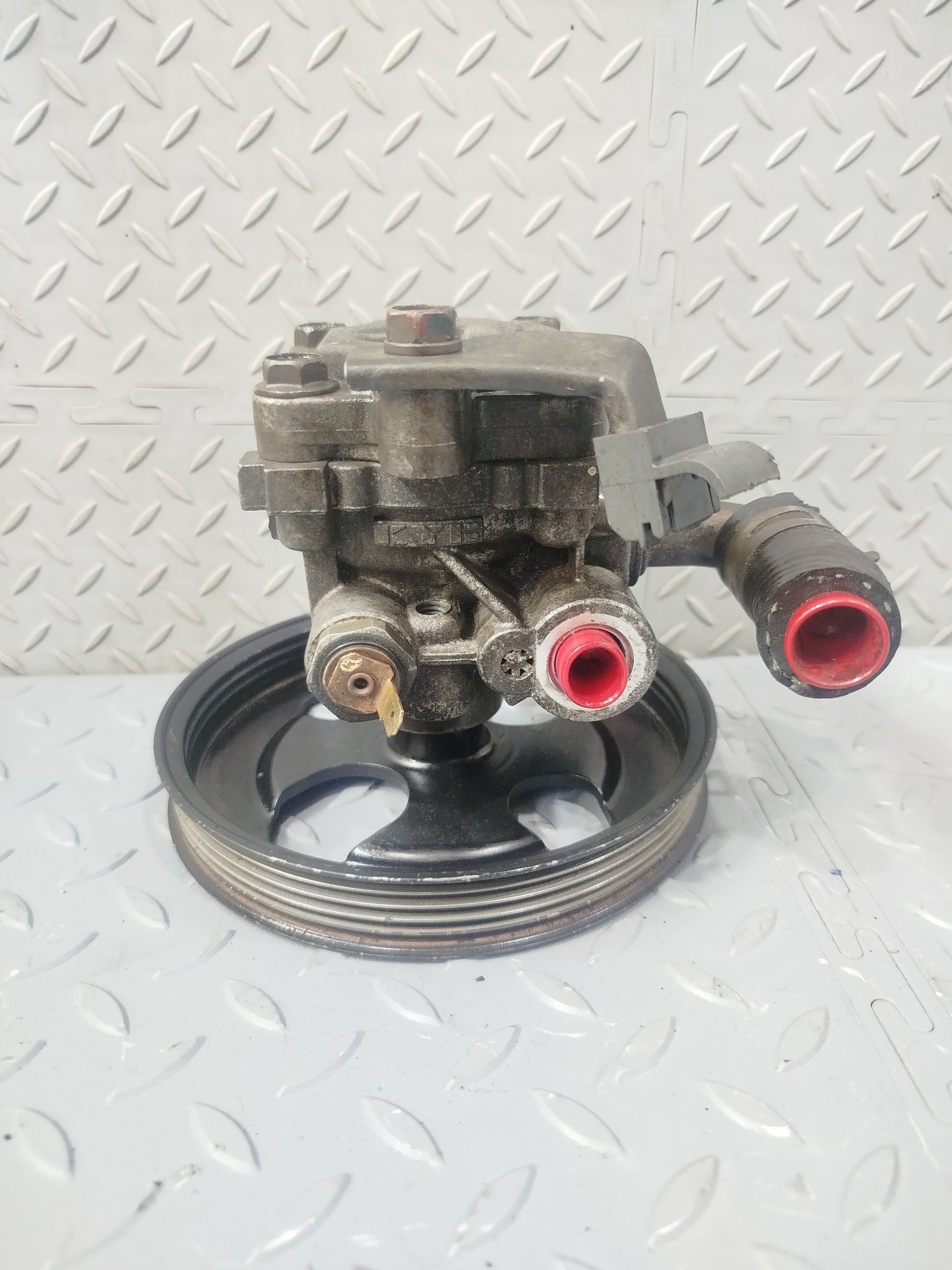 ГУР MITSUBISHI MN101533 DY557Z
