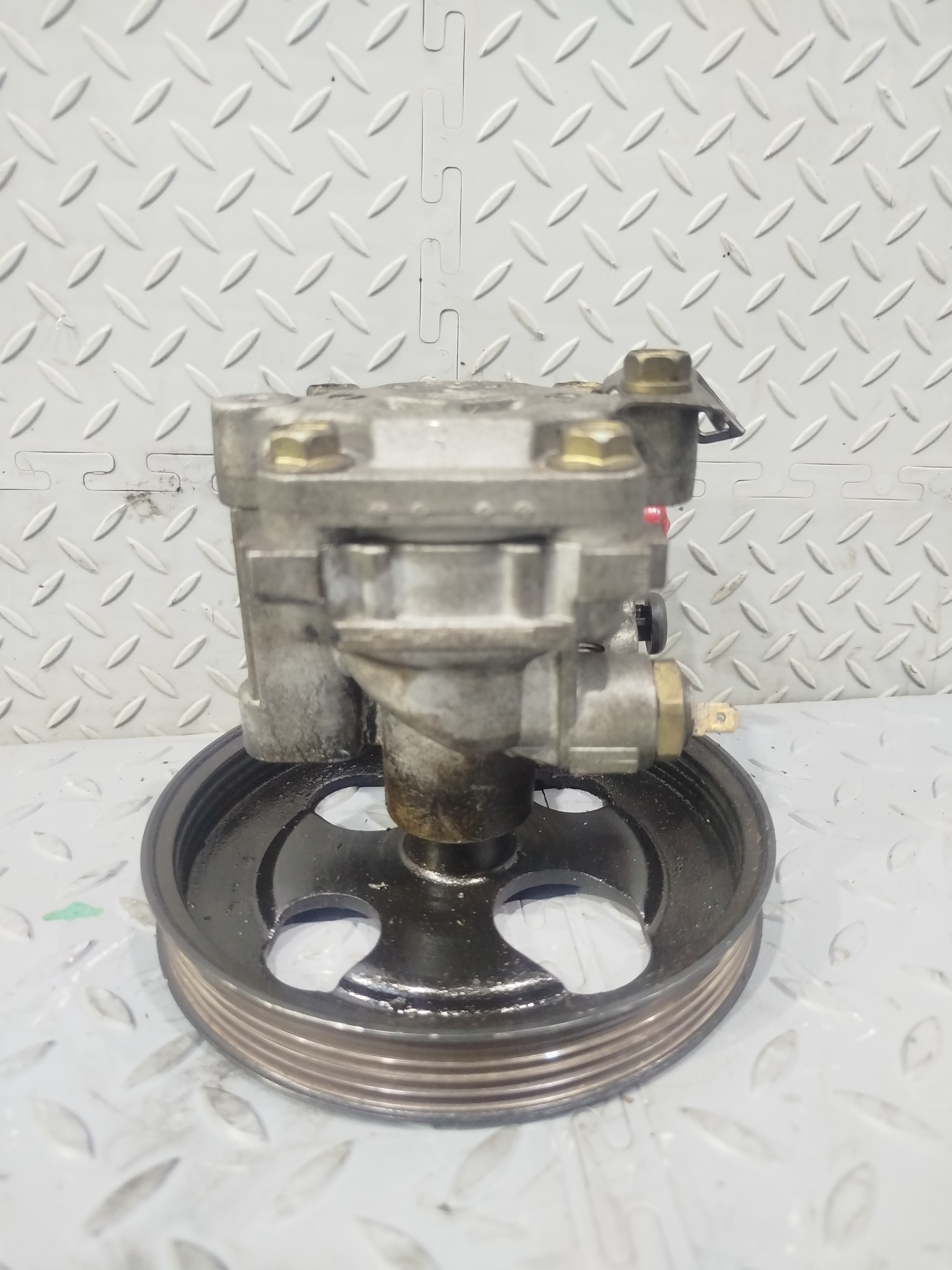 ГУР MITSUBISHI MN101533 KE687Z