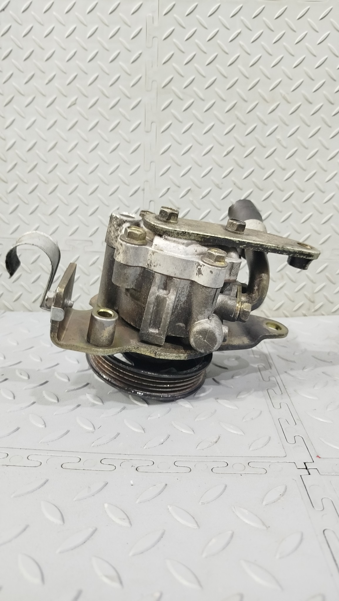 ГУР NISSAN 491102U200 U1120Z