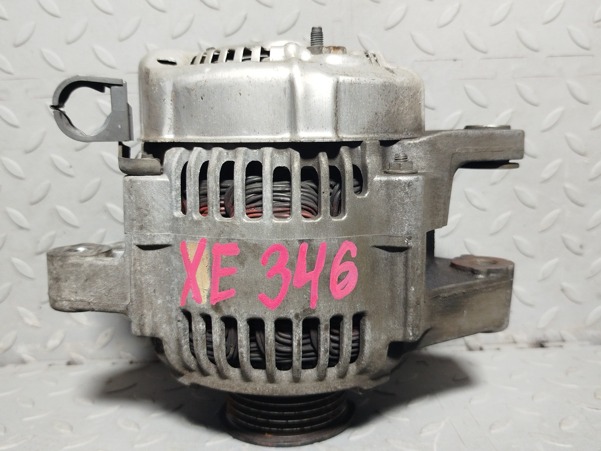 ГЕНЕРАТОР TOYOTA 2706015080  XE346Z