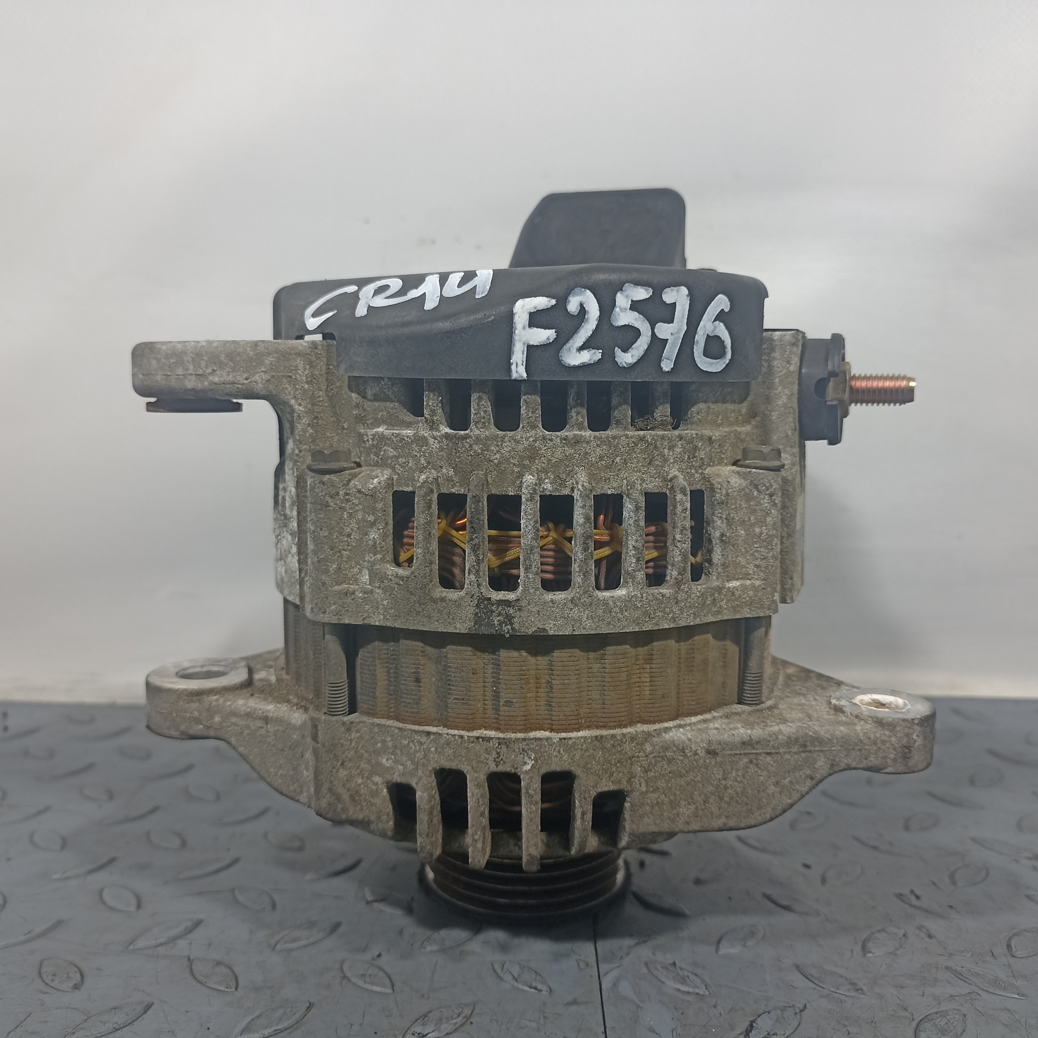 ГЕНЕРАТОР NISSAN 23100AX001  F2576Z