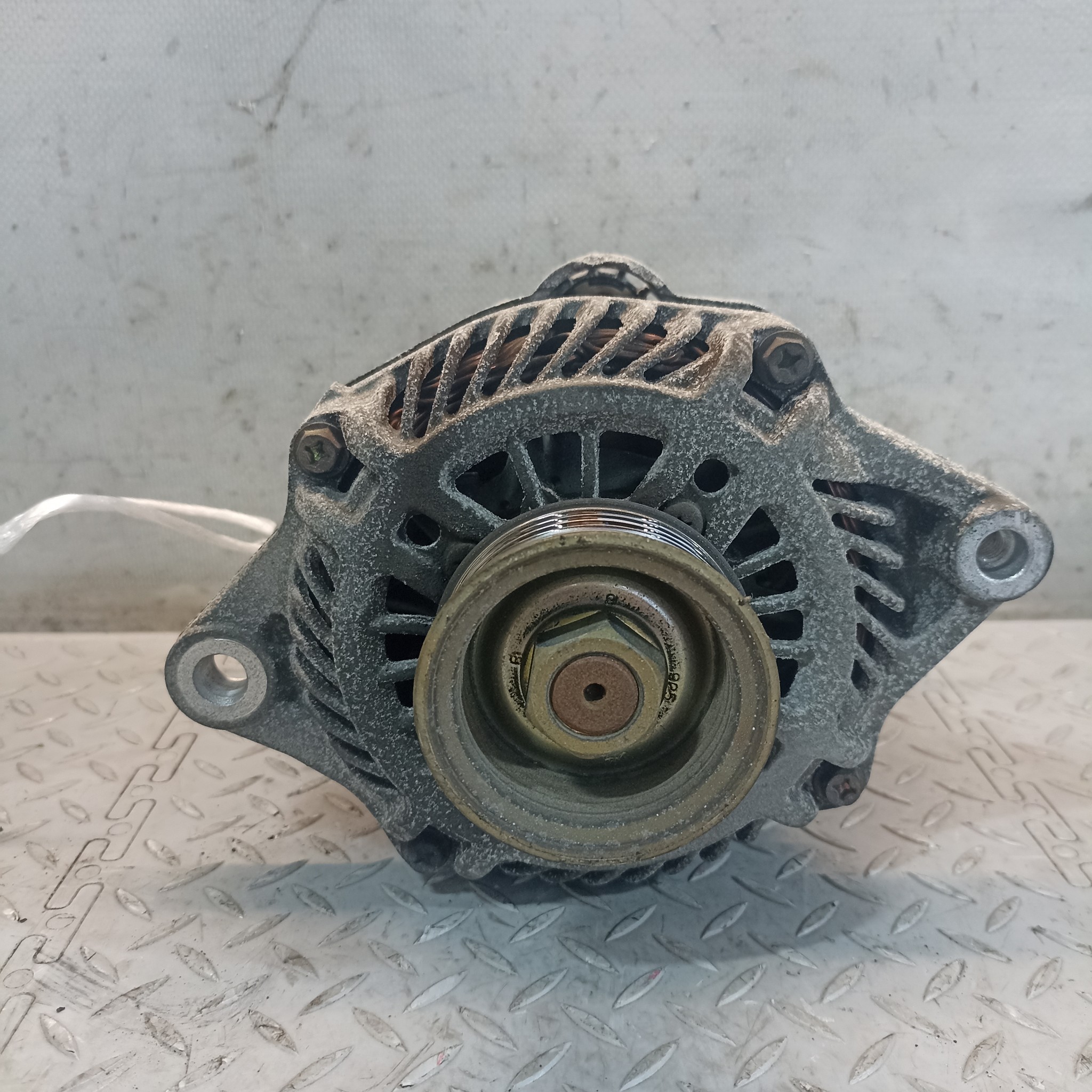 ГЕНЕРАТОР NISSAN MAZDA 231004M500  KE759Z