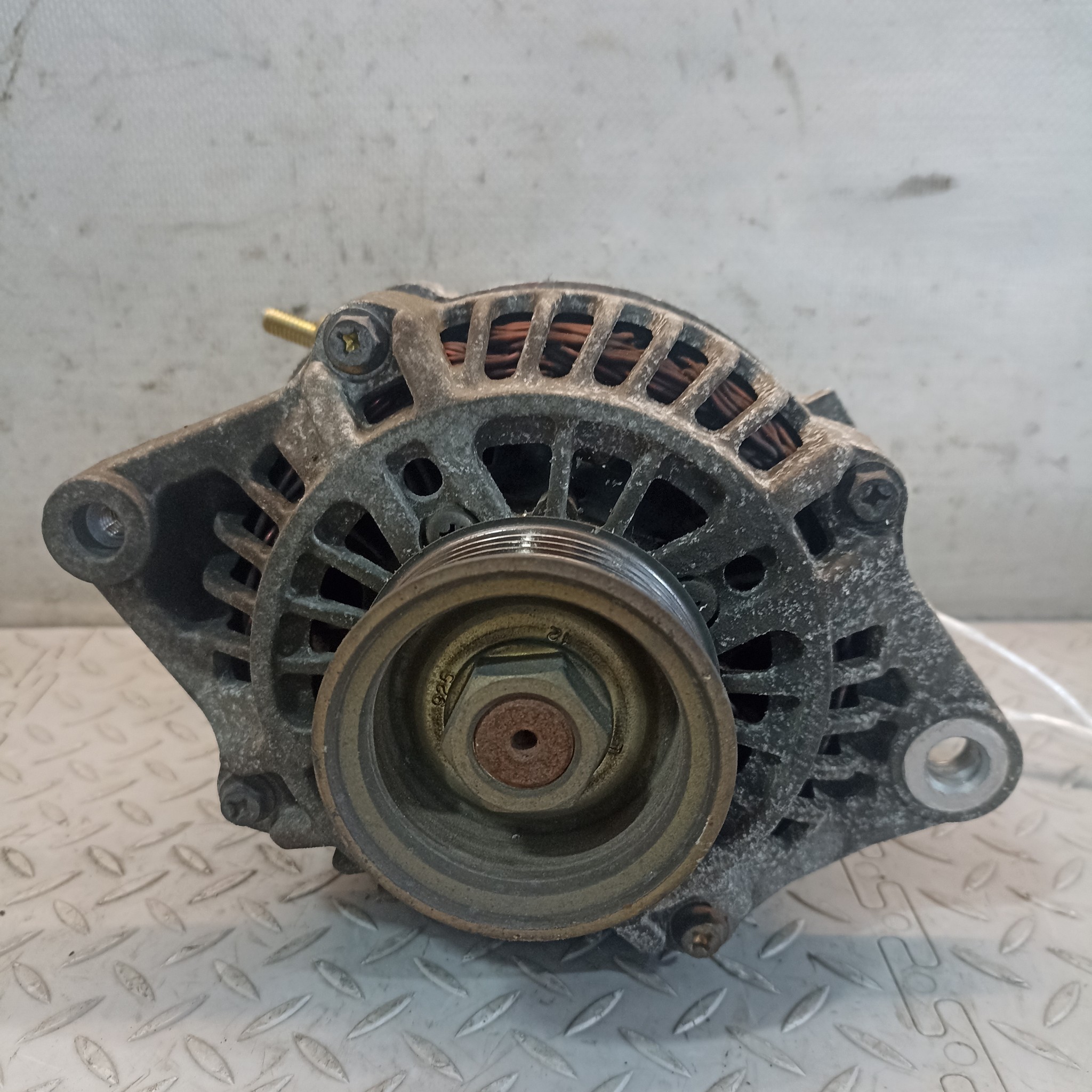 ГЕНЕРАТОР NISSAN MAZDA 231004M500  KE782Z