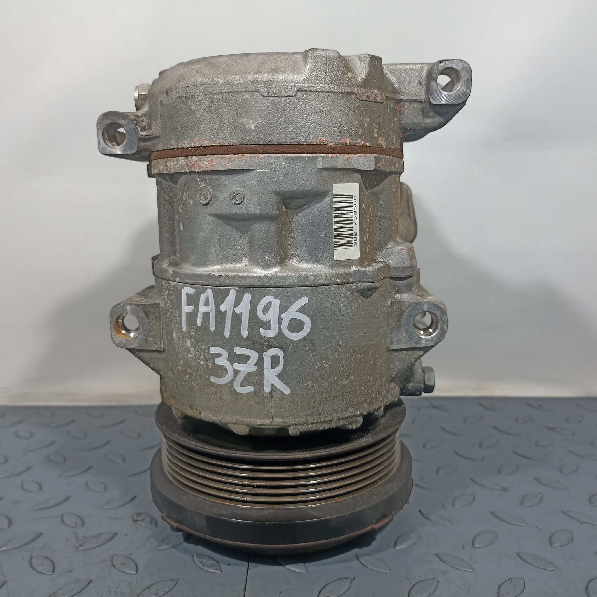 КОМПРЕССОР КОНДИЦИОНЕРА TOYOTA 8831028640 FA1196Z