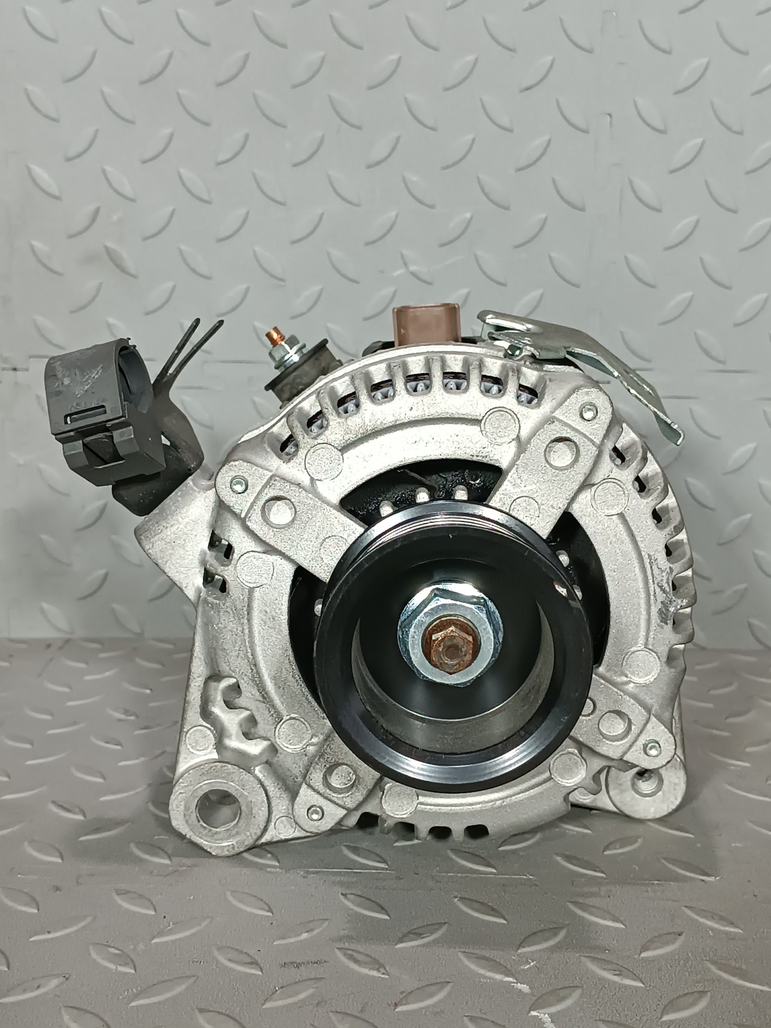 ГЕНЕРАТОР TOYOTA DAIHATSU 2706028190  GA898Z