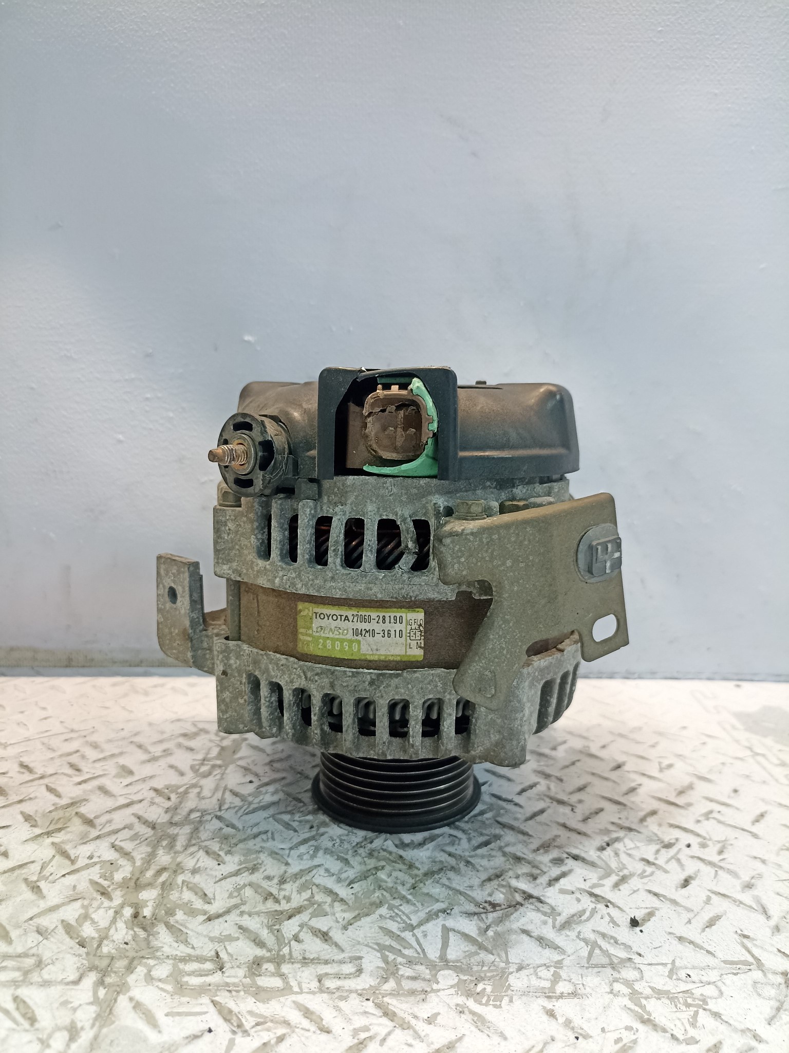 ГЕНЕРАТОР TOYOTA DAIHATSU 2706028190  KE795