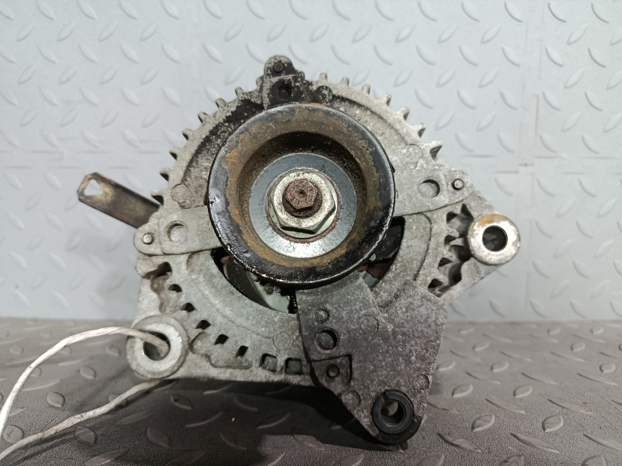 ГЕНЕРАТОР TOYOTA LEXUS 2706050370  S4335Z