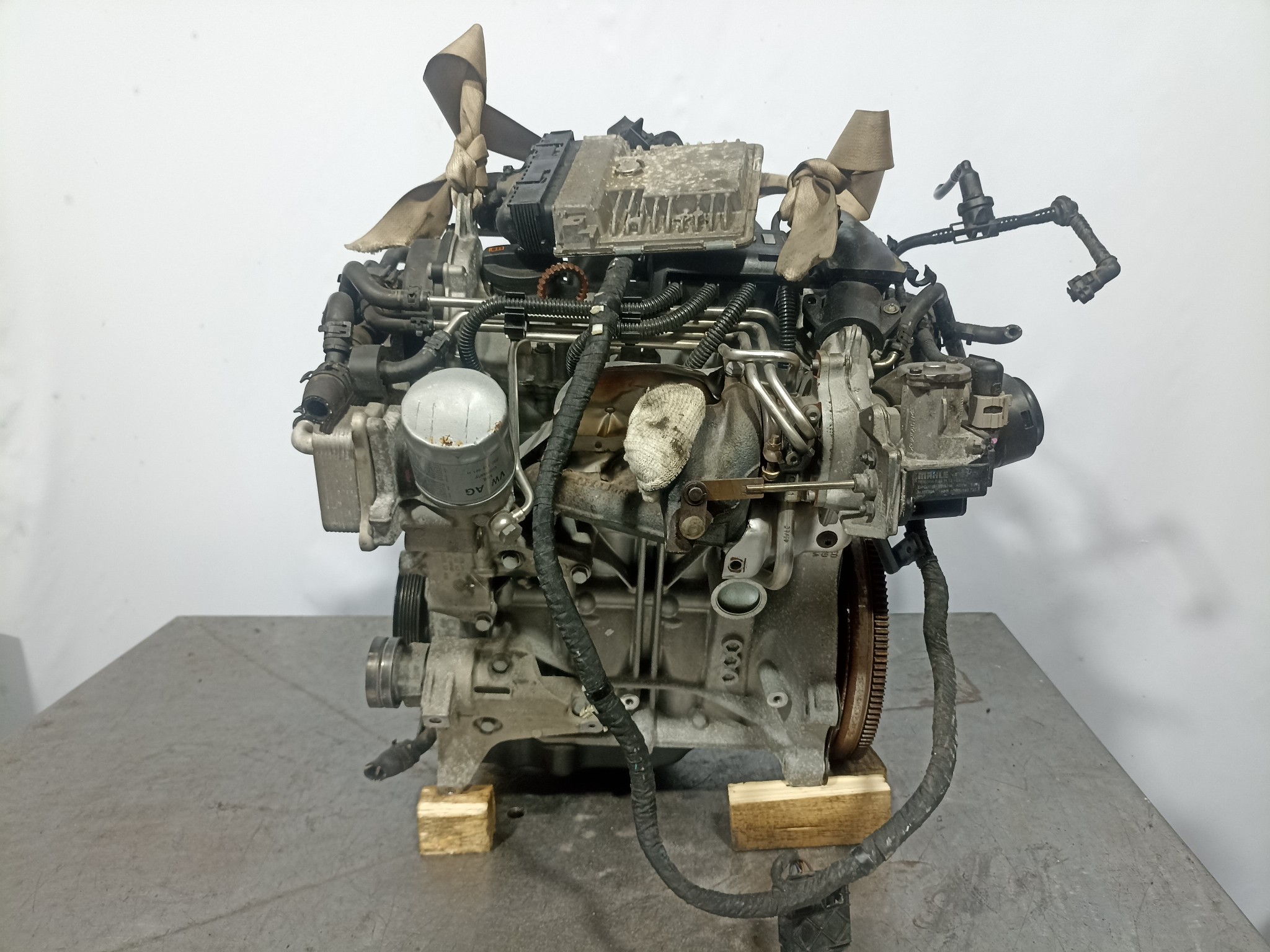 ДВИГАТЕЛЬ CBZB AUDI VOLKSWAGEN SKODA 03F100091A KB2088-D06523