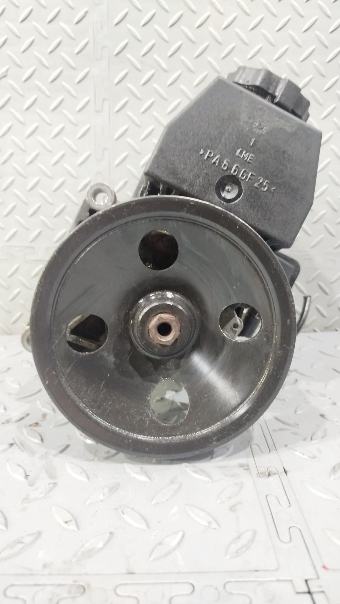 ГУР MERCEDES-BENZ A0024662901 XA6895Z