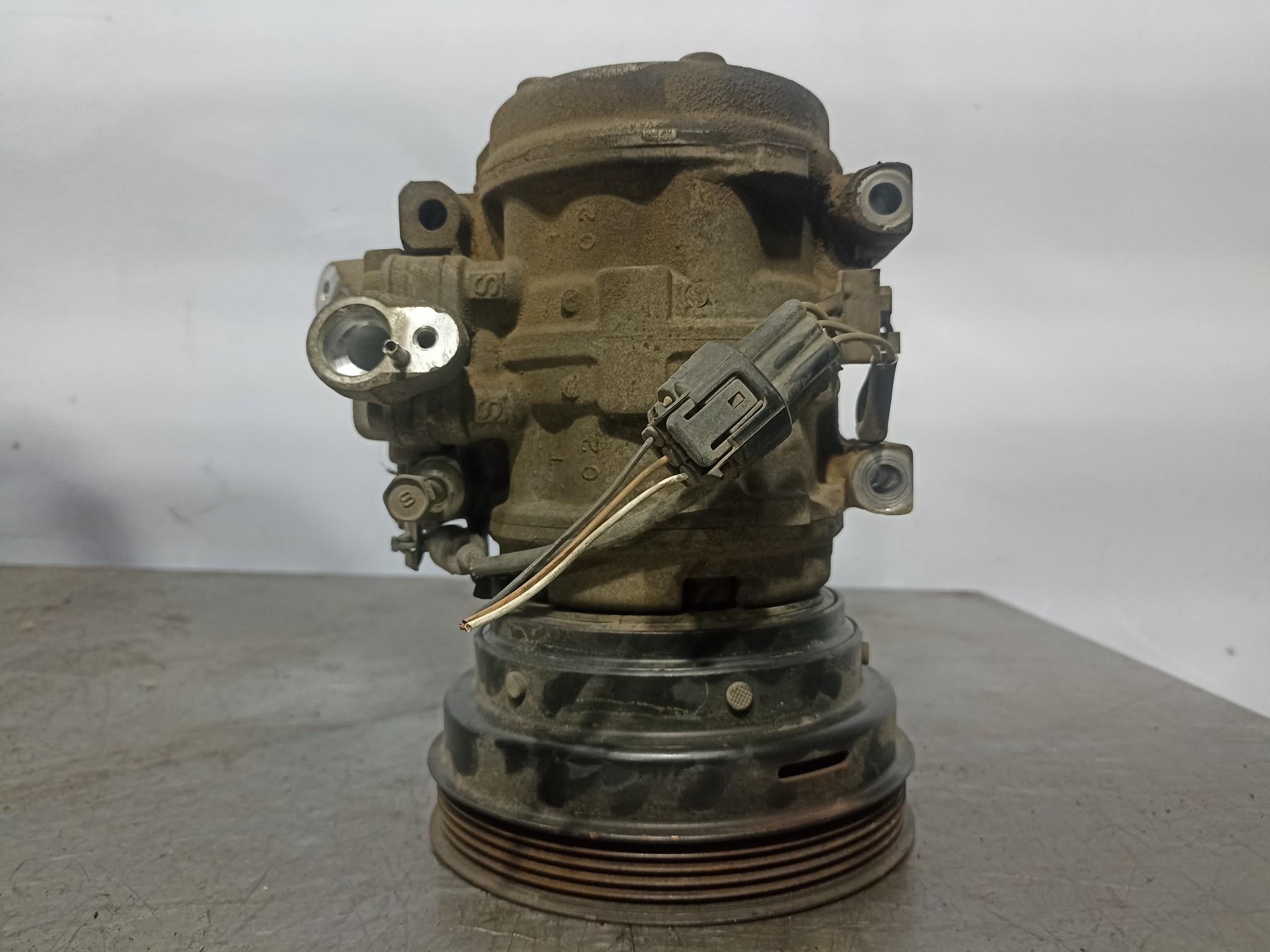 КОМПРЕССОР КОНДИЦИОНЕРА TOYOTA 8832042010 DY1447Z