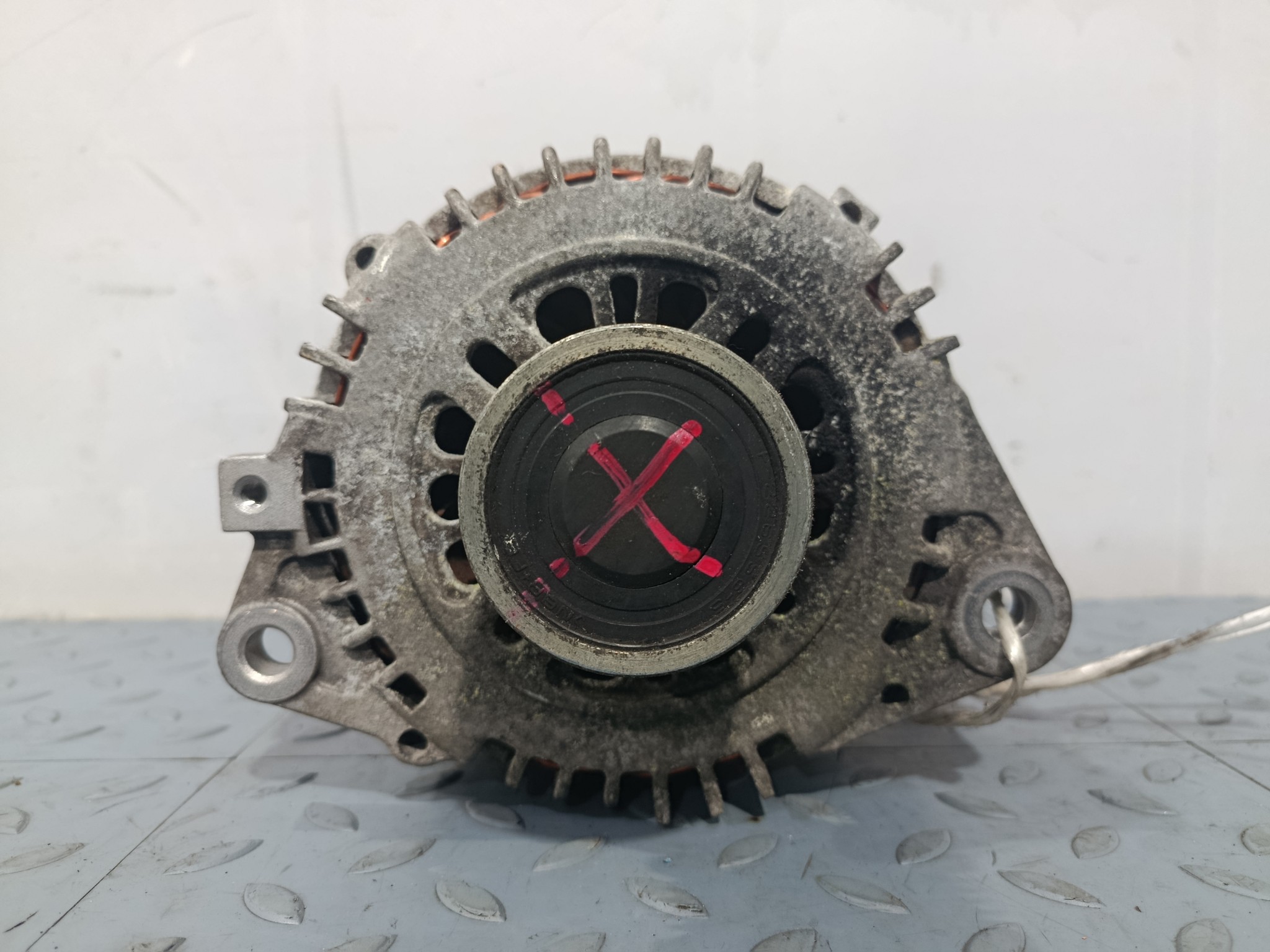 ГЕНЕРАТОР NISSAN 23100AU400  D086