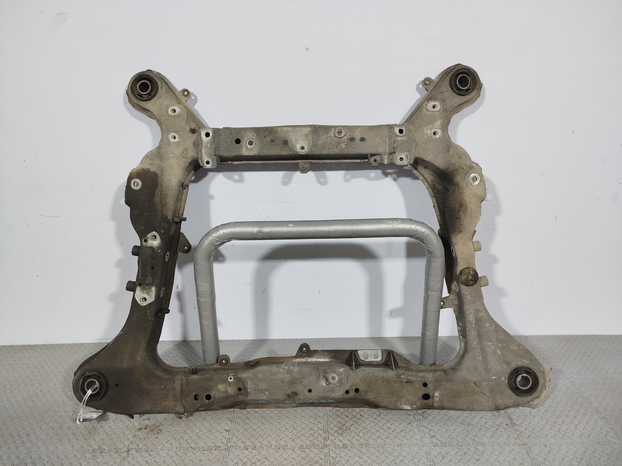 БАЛКА Двигатель/ПОДРАМНИК VOLVO ПЕРЕДНЯЯ KB1388
