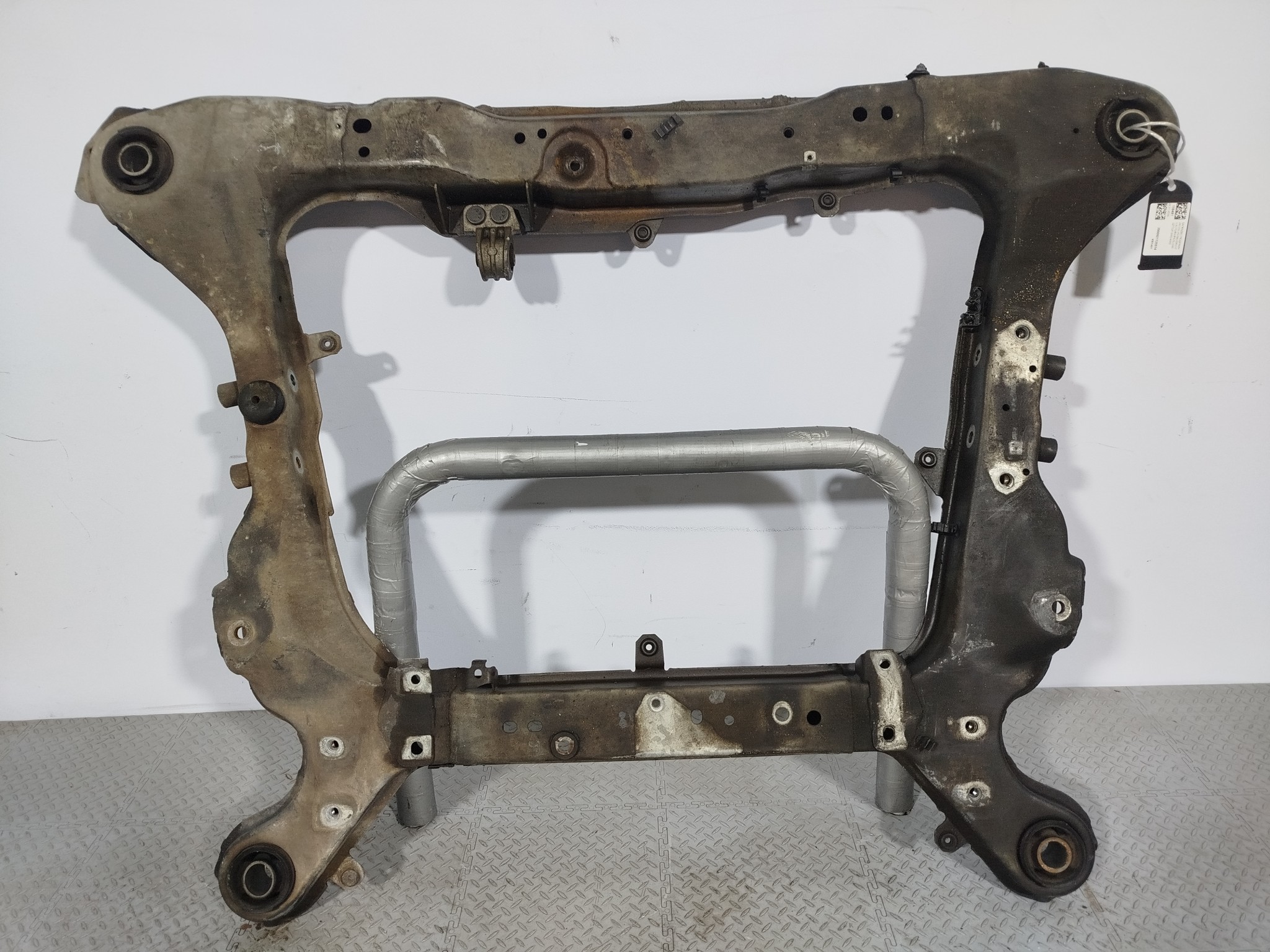 БАЛКА Двигатель/ПОДРАМНИК VOLVO ПЕРЕДНЯЯ KB1401