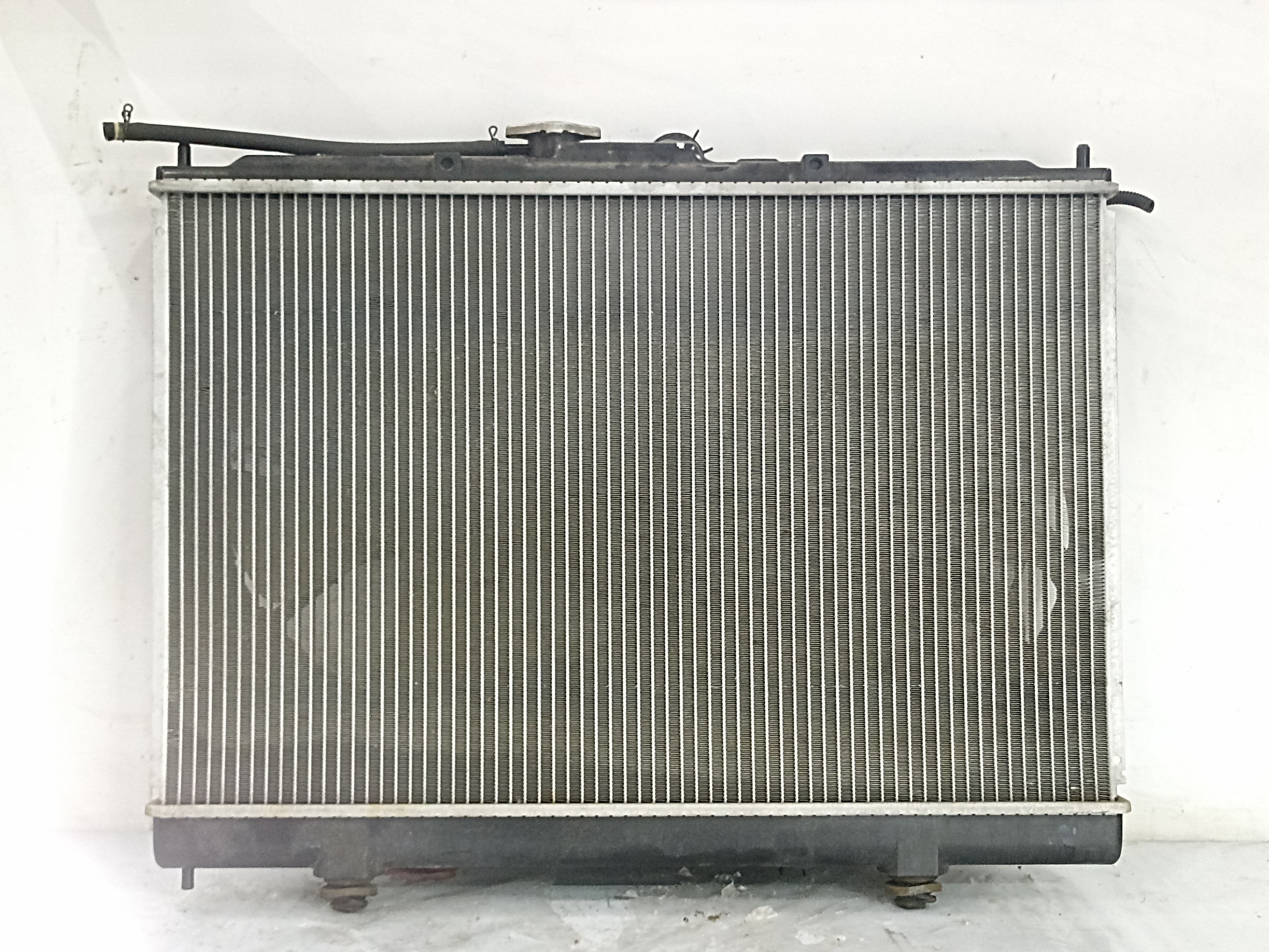 РАДИАТОР ДВИГАТЕЛЯ MITSUBISHI MR373172  S3941Z