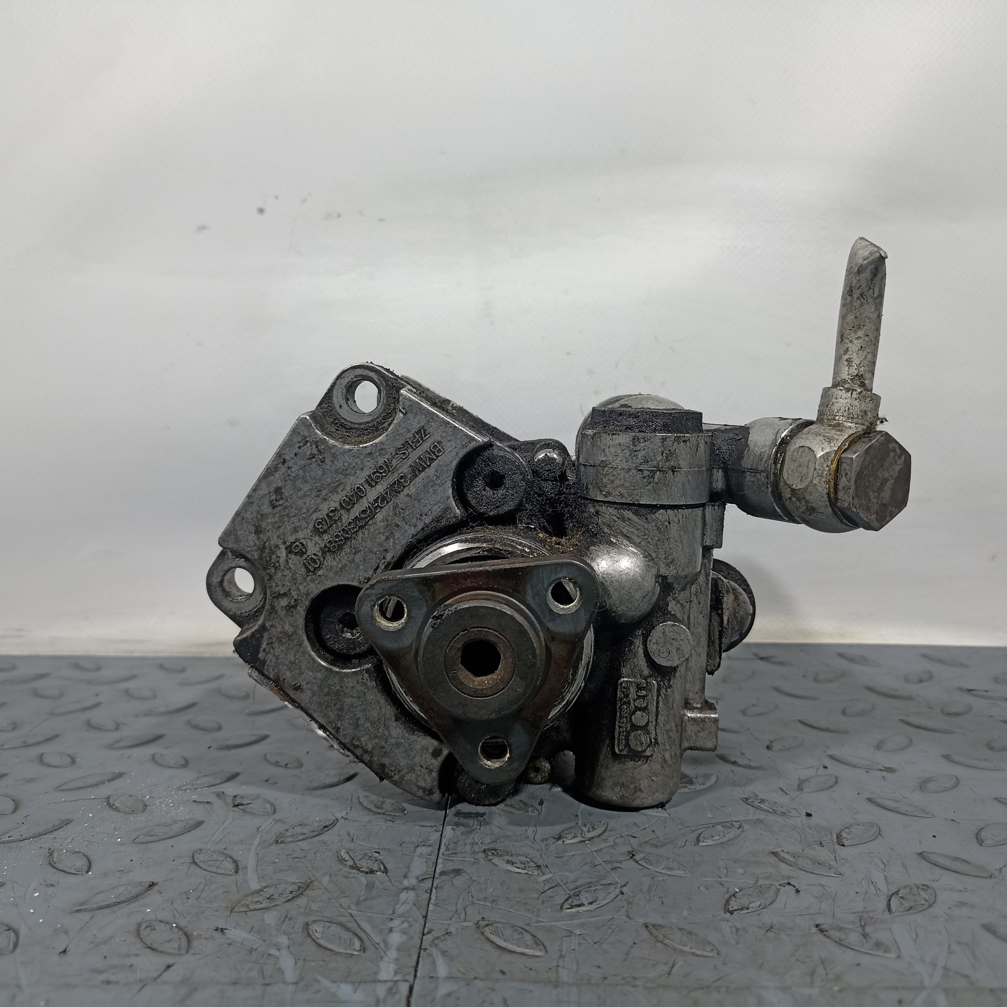 ГУР BMW 32414037948 D4057