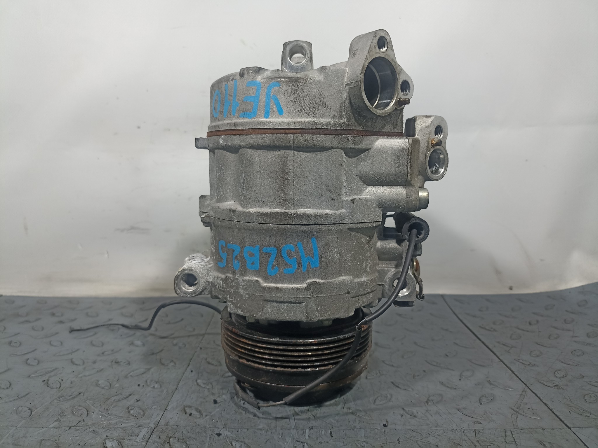 КОМПРЕССОР КОНДИЦИОНЕРА BMW 64526904014 YE110Z