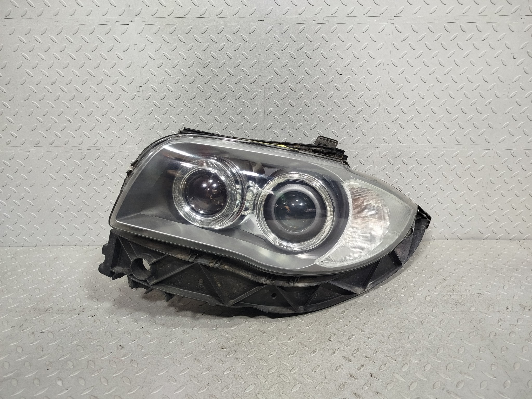 ФАРА BMW ЛЕВАЯ 63117181291 KB1620Z