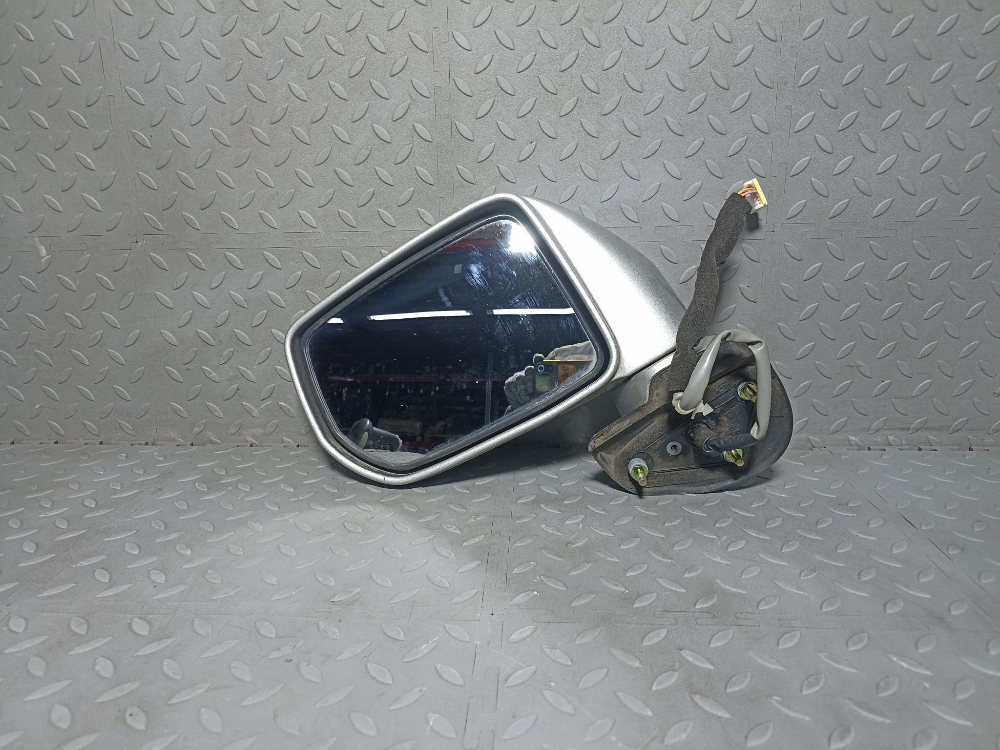 ЗЕРКАЛО NISSAN LIBERTY ЛЕВОЕ 96302WF304  серебро, KYO KE821