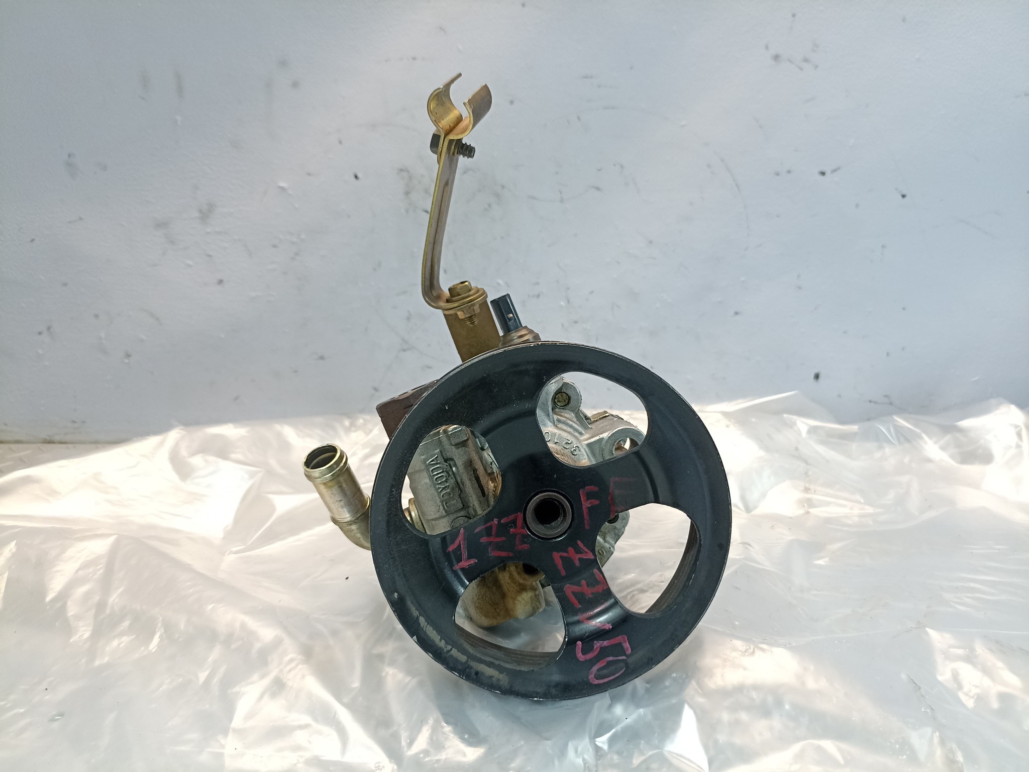 ГУР TOYOTA PONTIAC 4431012540 D3049