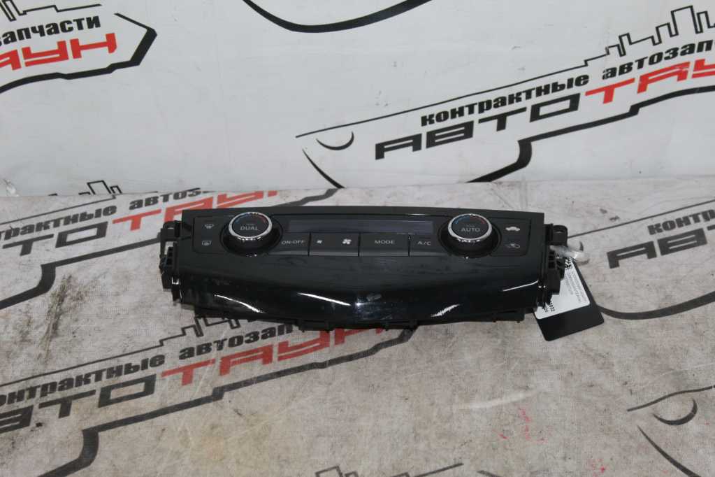БЛОК КЛИМАТ-КОНТРОЛЯ NISSAN 275003TU0A  S3026