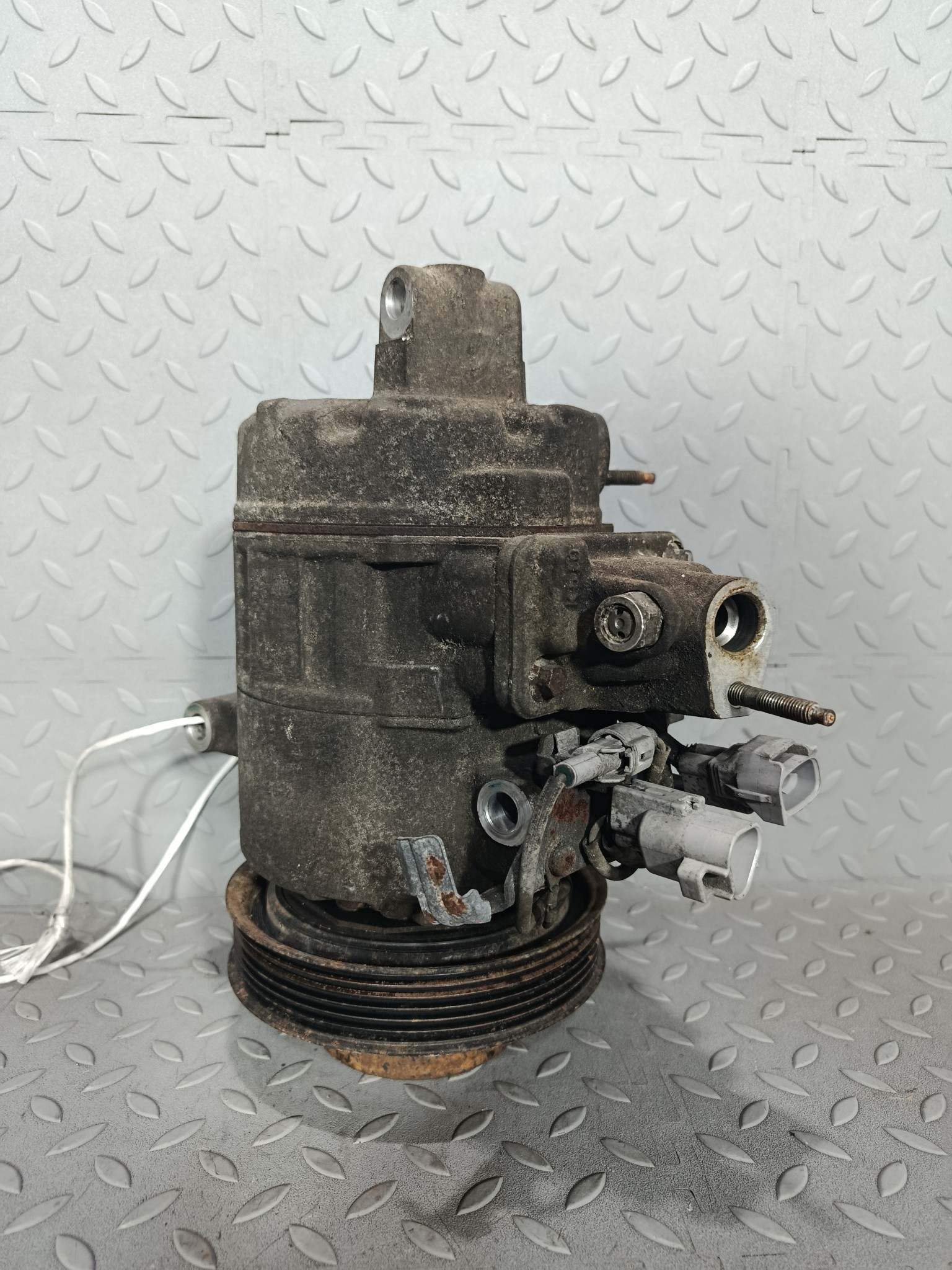 КОМПРЕССОР КОНДИЦИОНЕРА TOYOTA LEXUS 883203A230 F2483Z