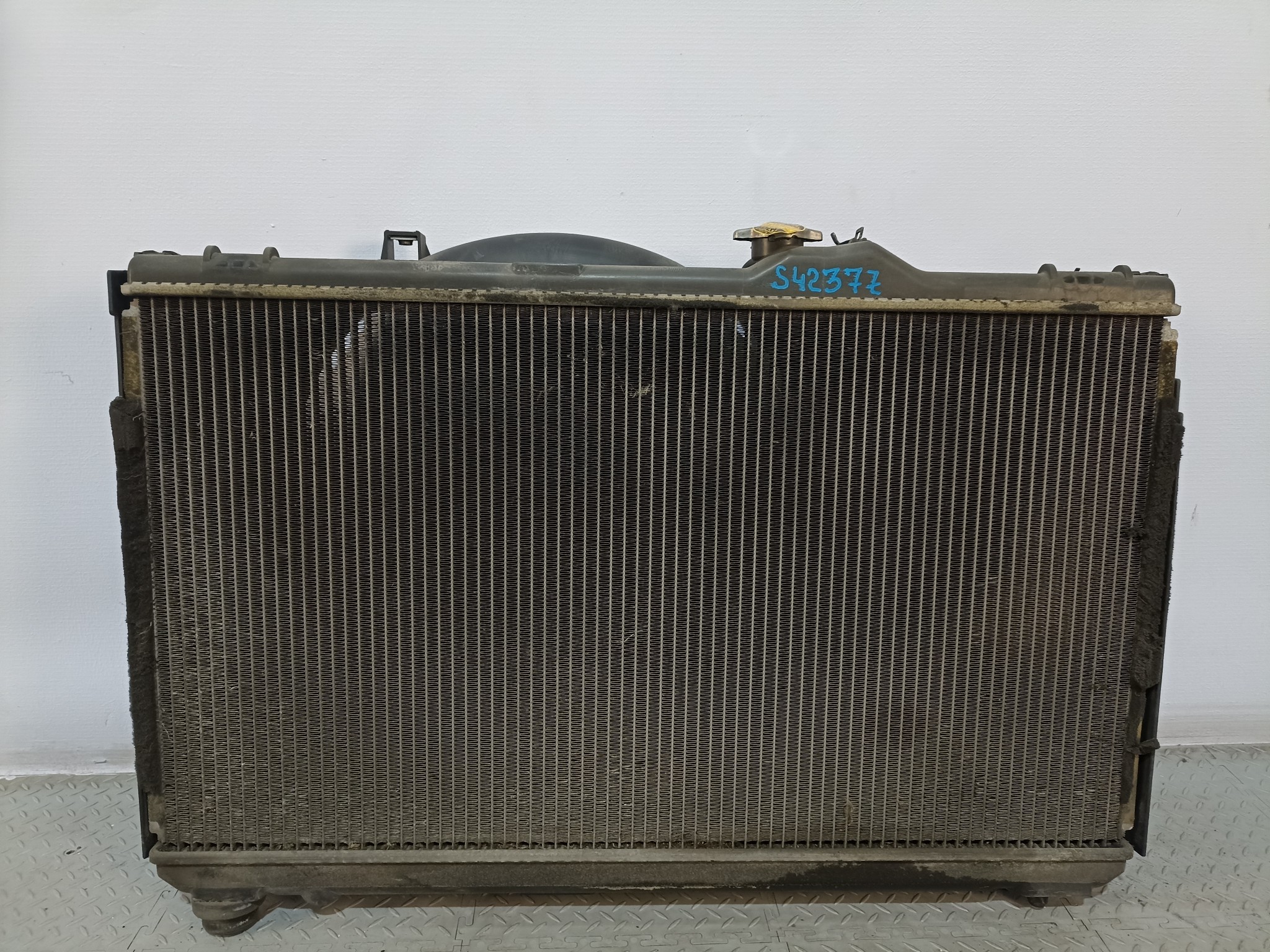 РАДИАТОР ДВИГАТЕЛЯ TOYOTA 1640070570  S4237Z