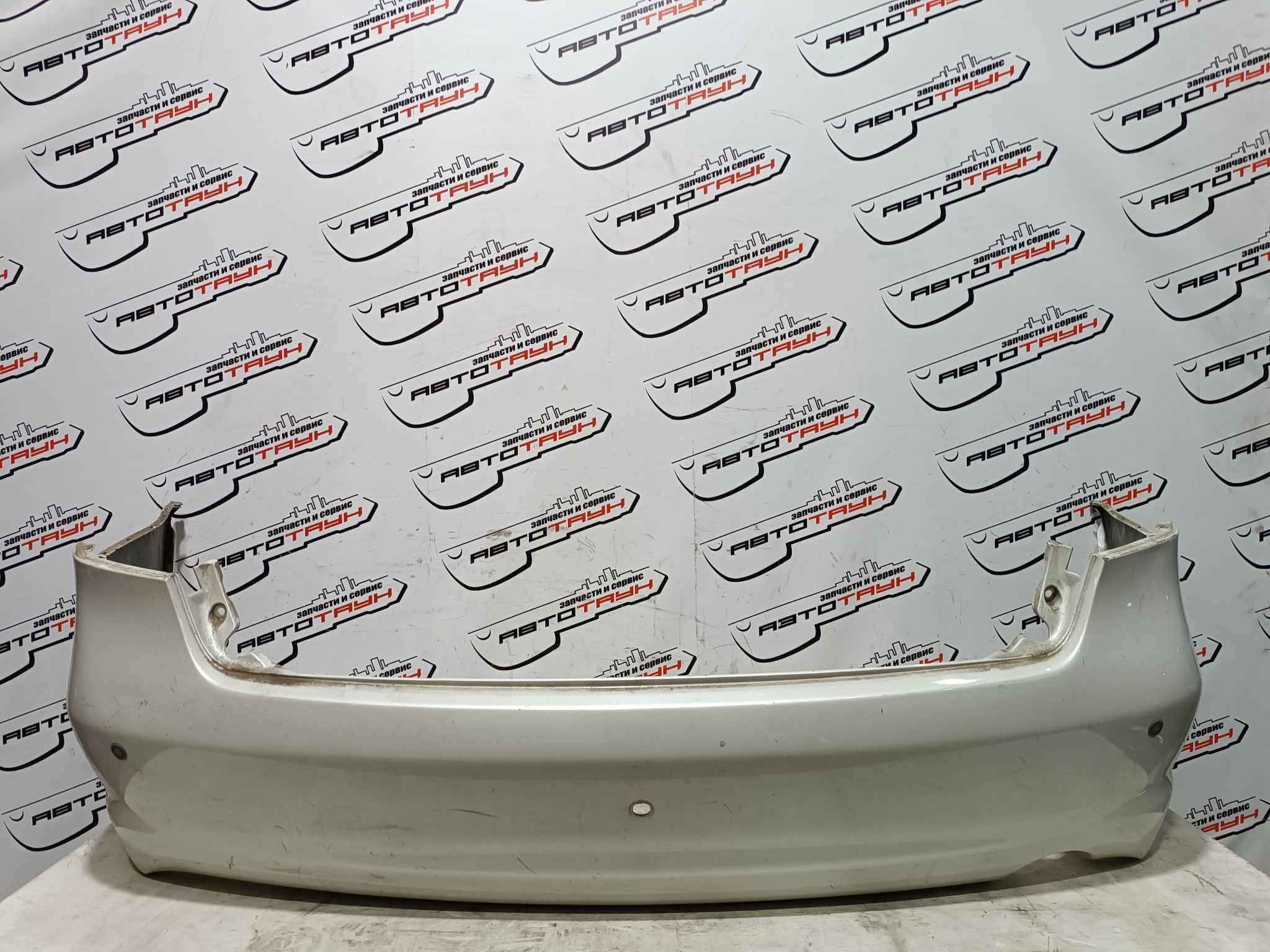 БАМПЕР MITSUBISHI GRANDIS MN150990WB ЗАДНИЙ  белый, W23 KA7806