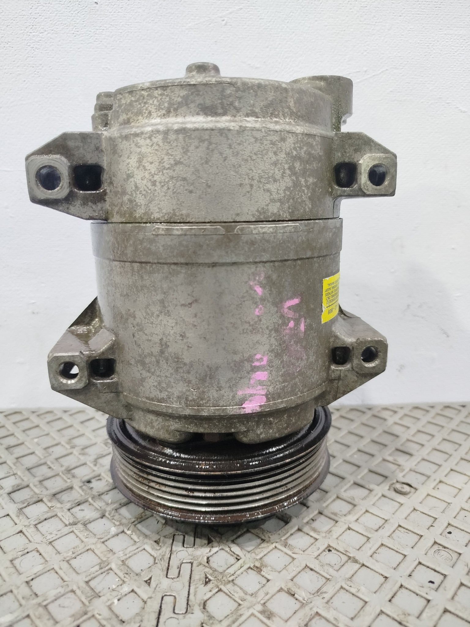 КОМПРЕССОР КОНДИЦИОНЕРА VOLVO 30665339 D112