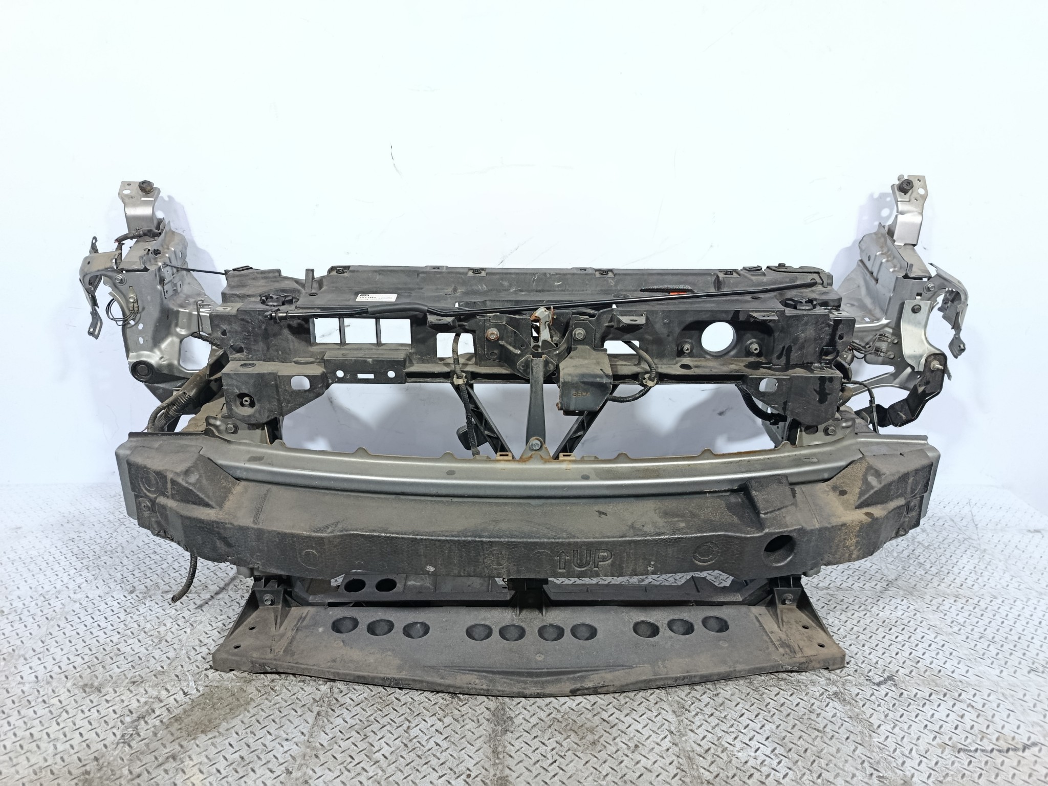 ТЕЛЕВИЗОР MAZDA BBM453110E  серебро, 38P KB031Z