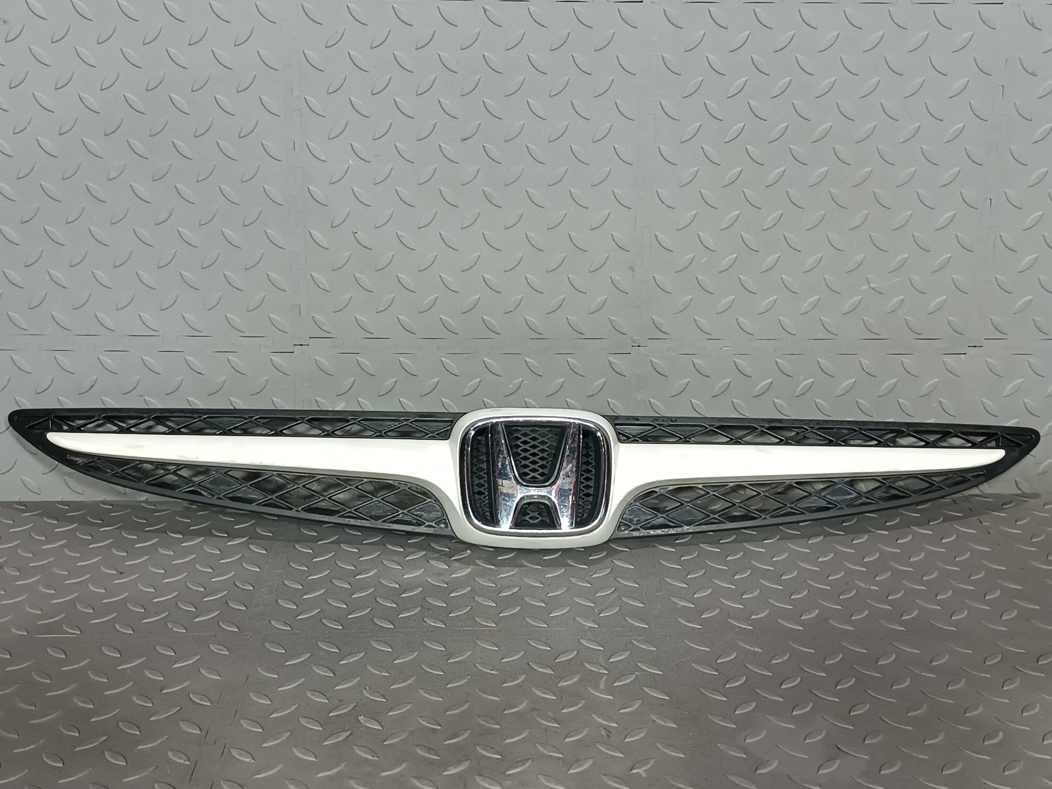 РЕШЕТКА РАДИАТОРА HONDA 71121SAAJ01  GE342Z