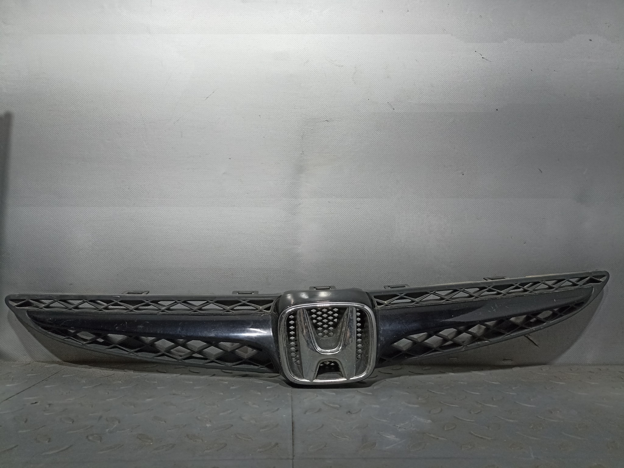 РЕШЕТКА РАДИАТОРА HONDA 71121SAAJ01  TA1321Z