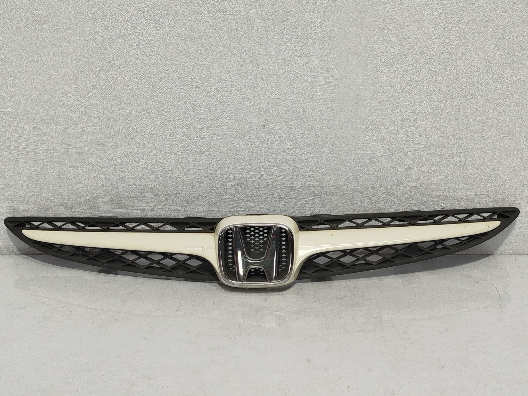 РЕШЕТКА РАДИАТОРА HONDA 71121SAAJ01  XA5970Z