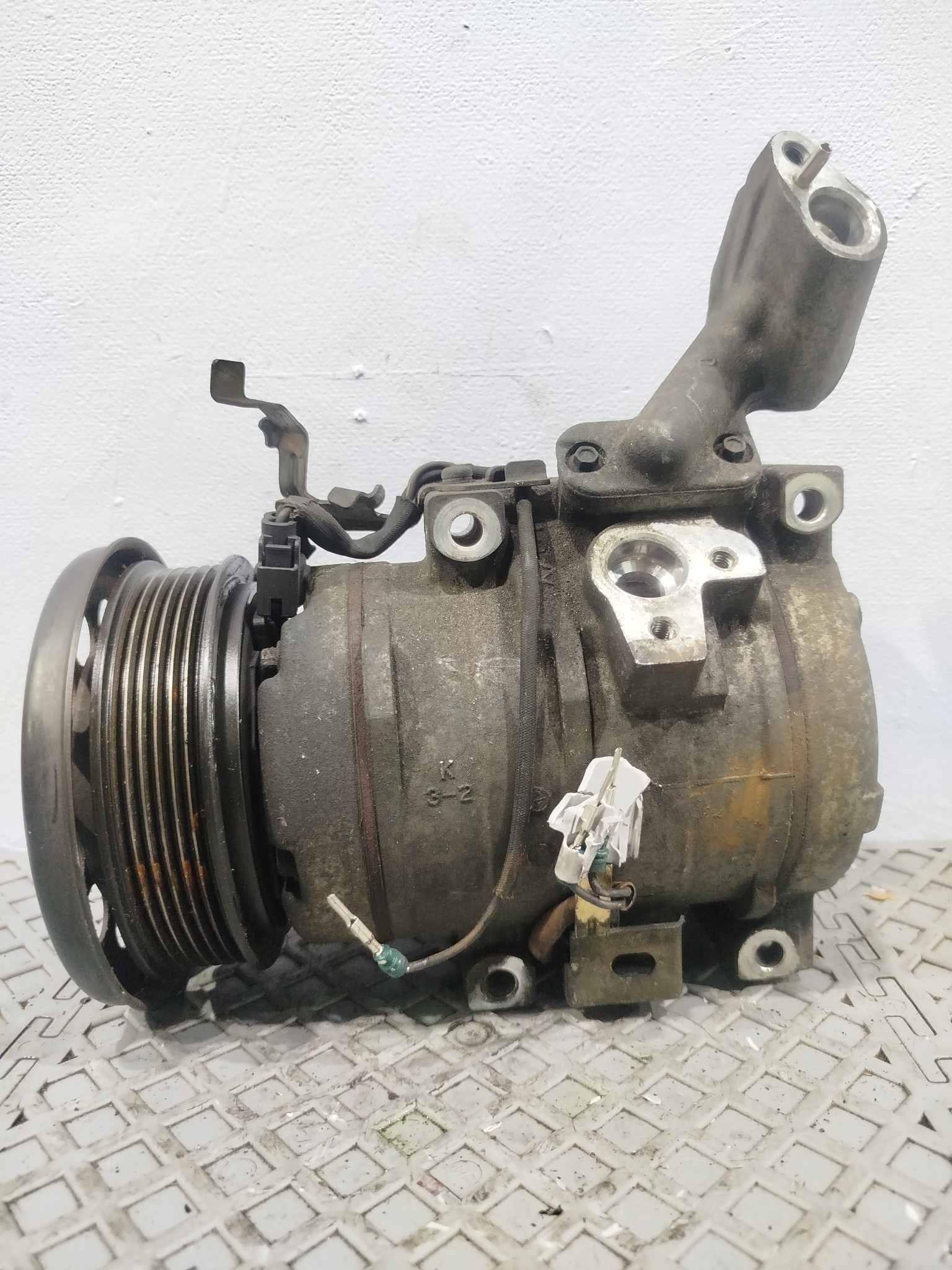 КОМПРЕССОР КОНДИЦИОНЕРА TOYOTA LEXUS 8832007040  FA350Z