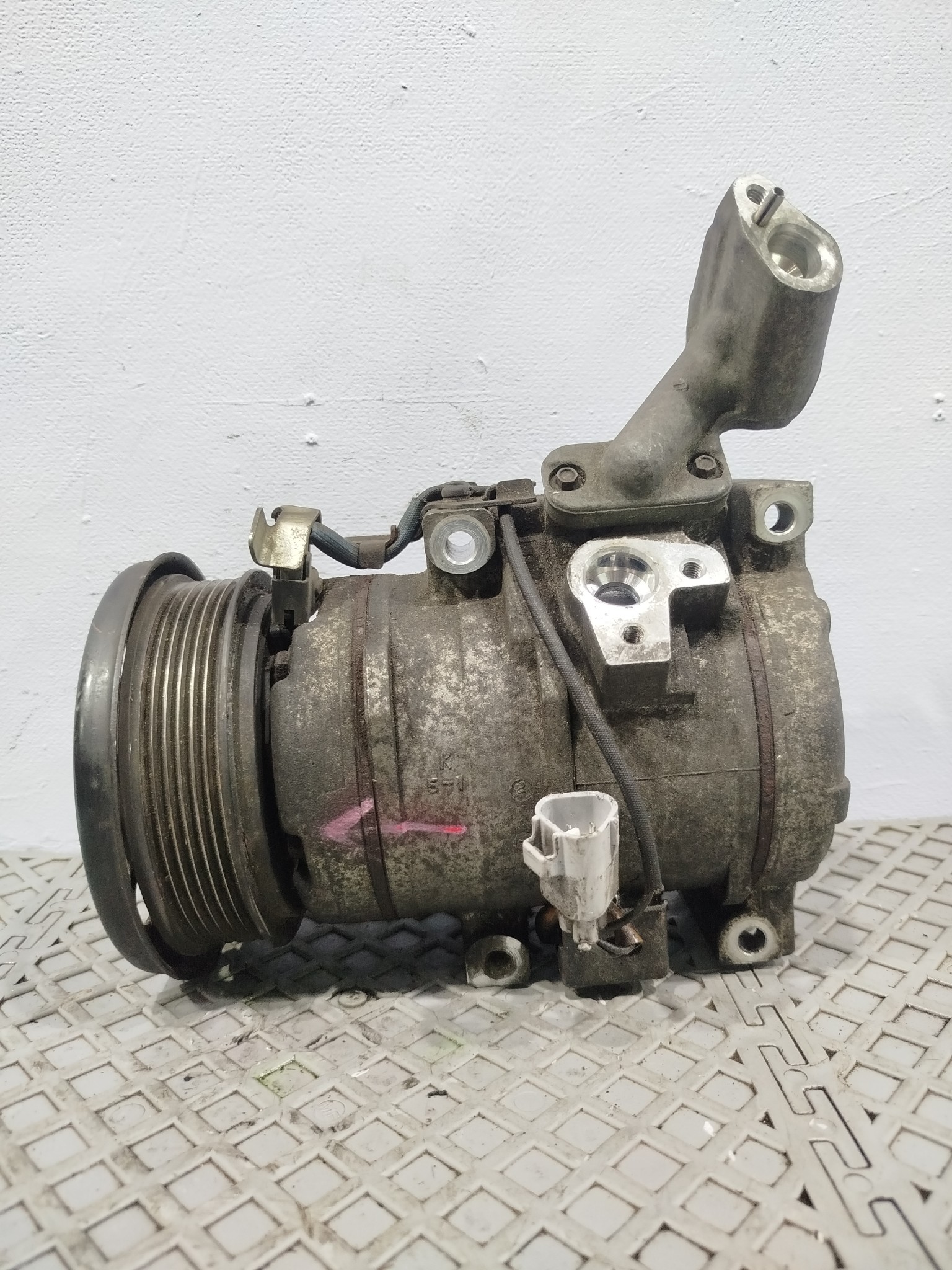 КОМПРЕССОР КОНДИЦИОНЕРА TOYOTA LEXUS 8832007040  TA936Z