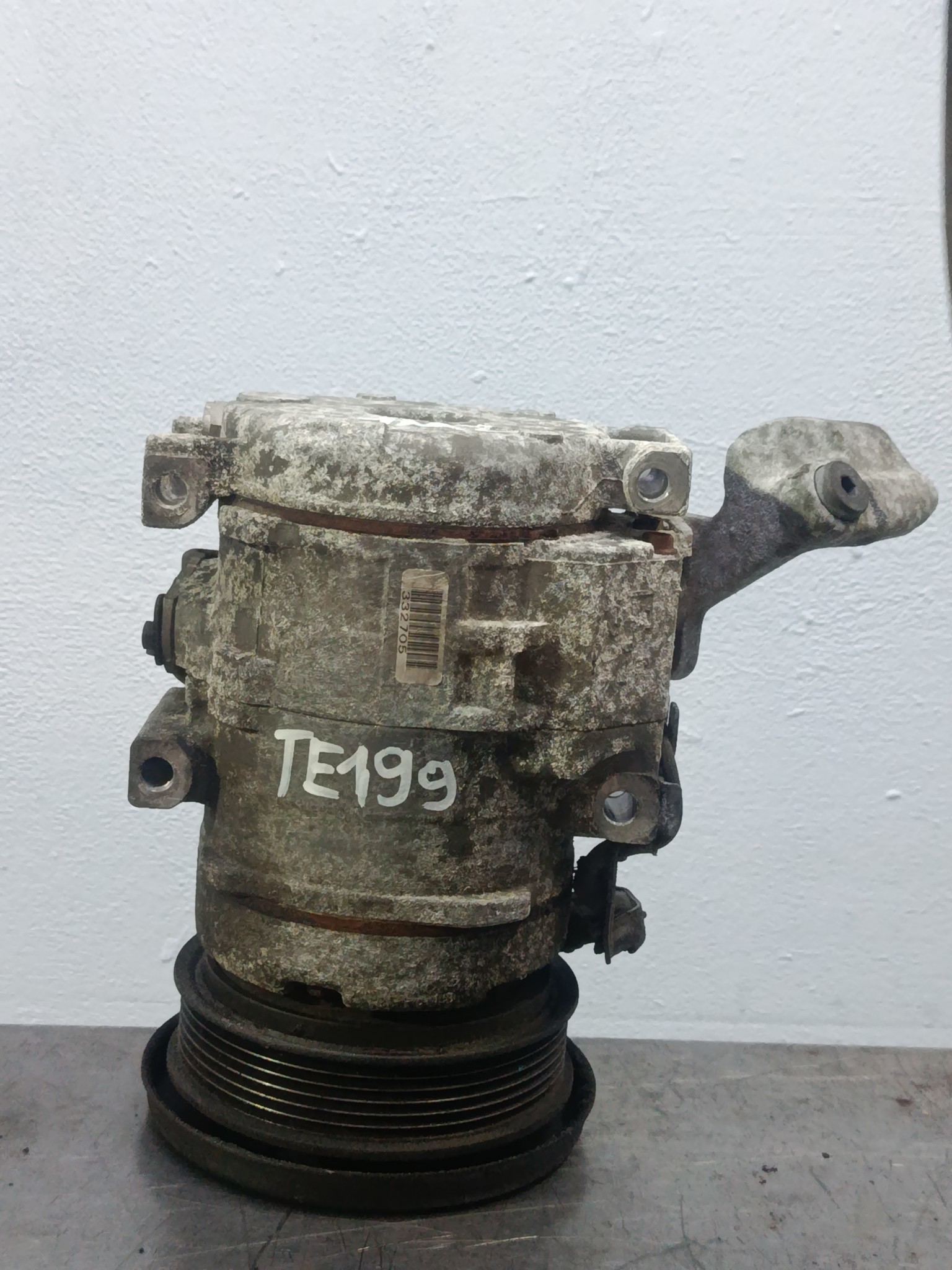КОМПРЕССОР КОНДИЦИОНЕРА TOYOTA LEXUS 8832007040  TE199Z