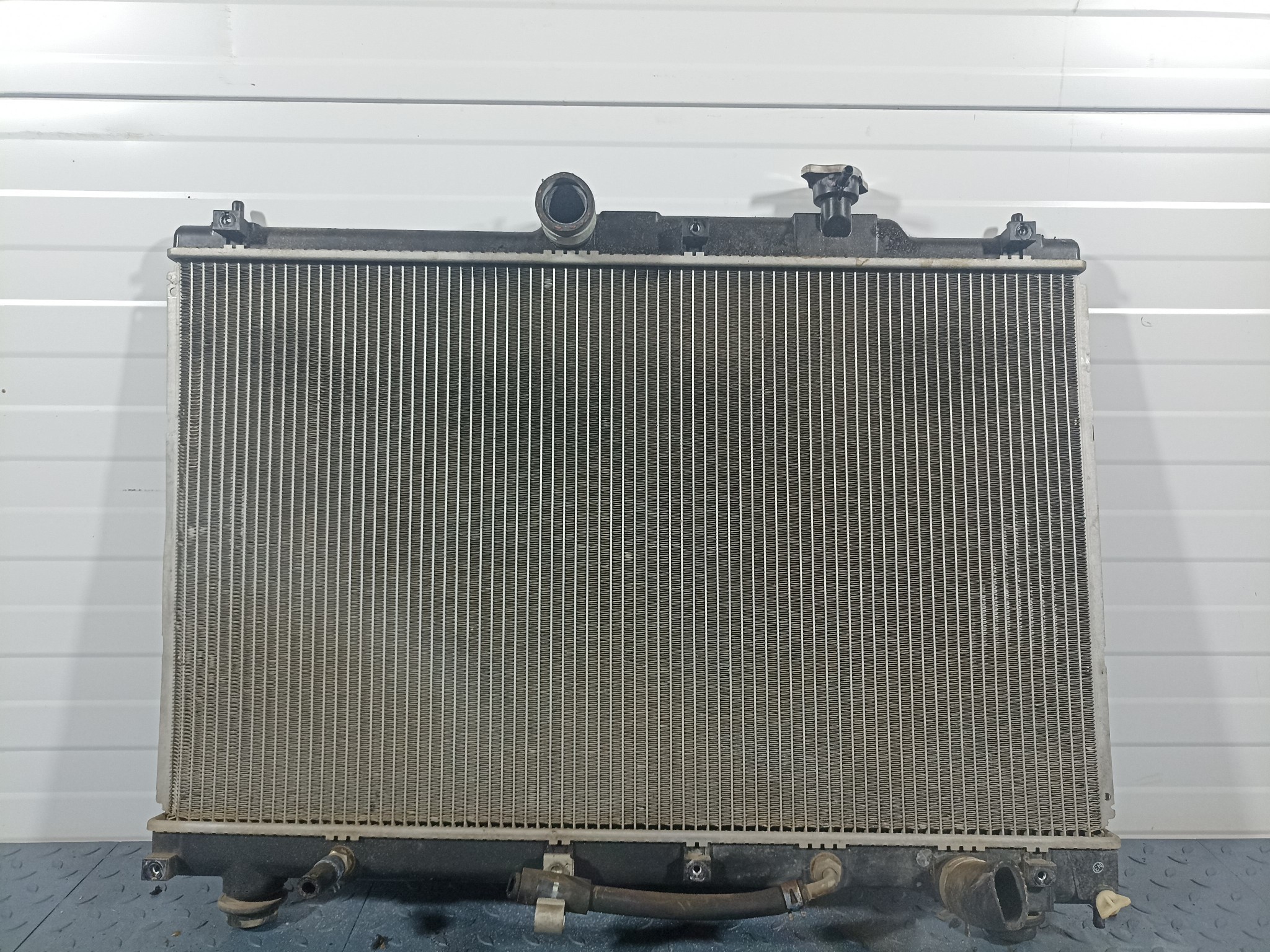 РАДИАТОР ДВИГАТЕЛЯ TOYOTA 1640028410  KE842