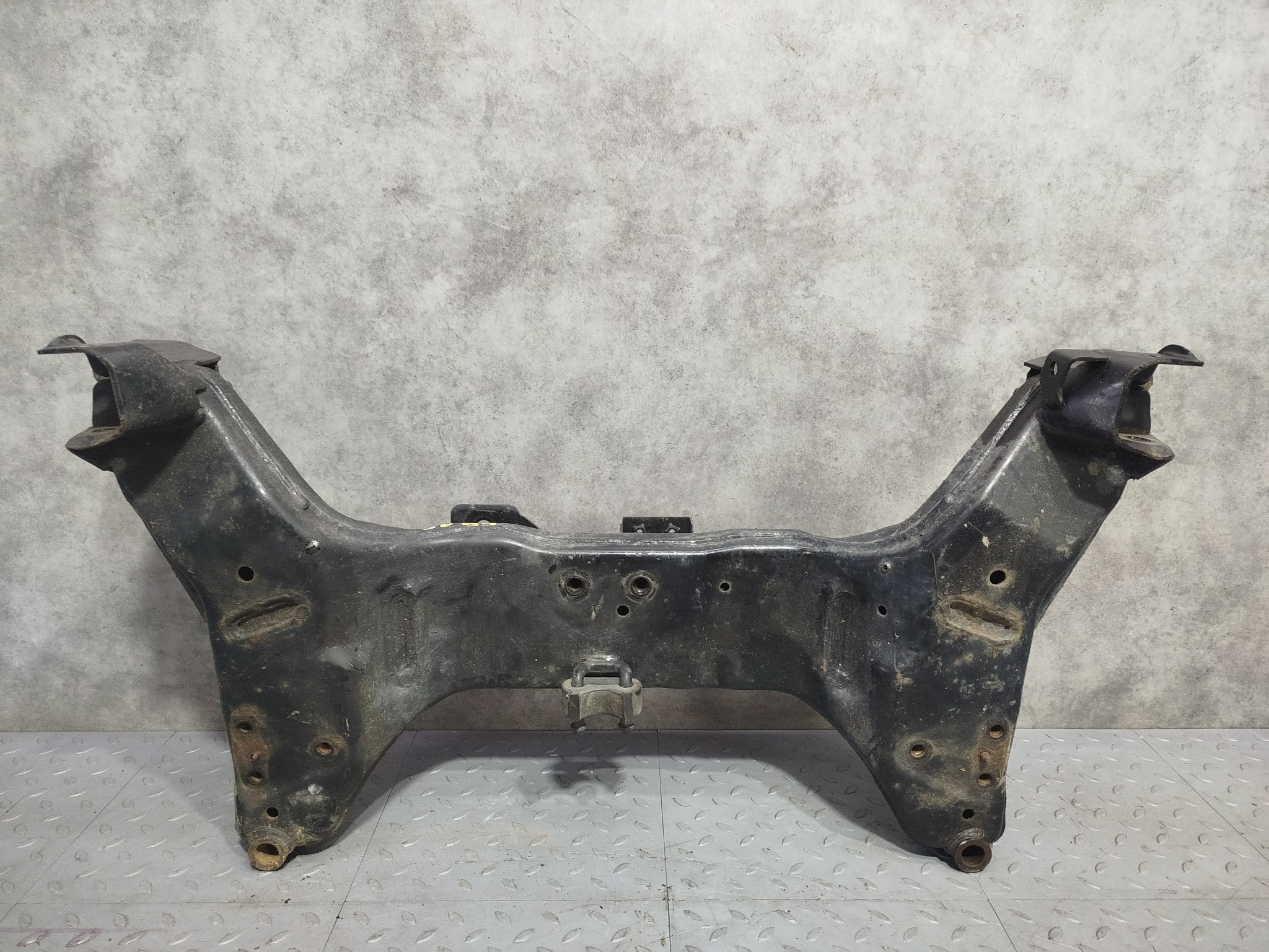 БАЛКА Двигатель/ПОДРАМНИК NISSAN MAZDA ПЕРЕДНЯЯ 544014M400 TE203
