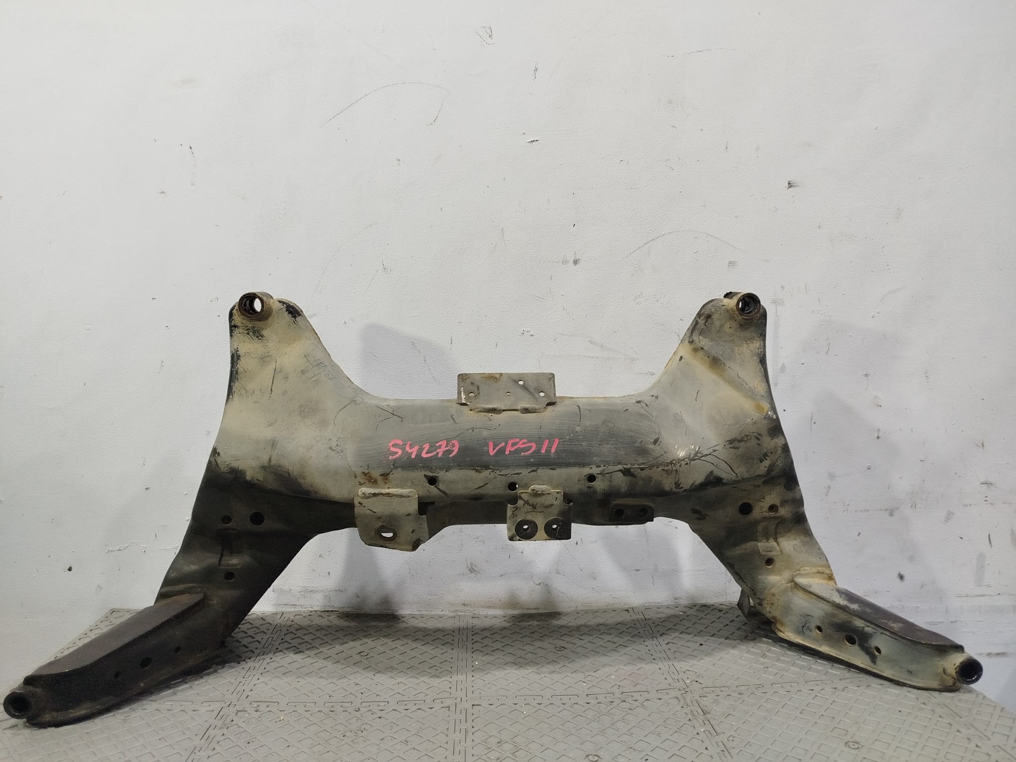 БАЛКА Двигатель/ПОДРАМНИК NISSAN MAZDA ПЕРЕДНЯЯ 544014M400  S4279