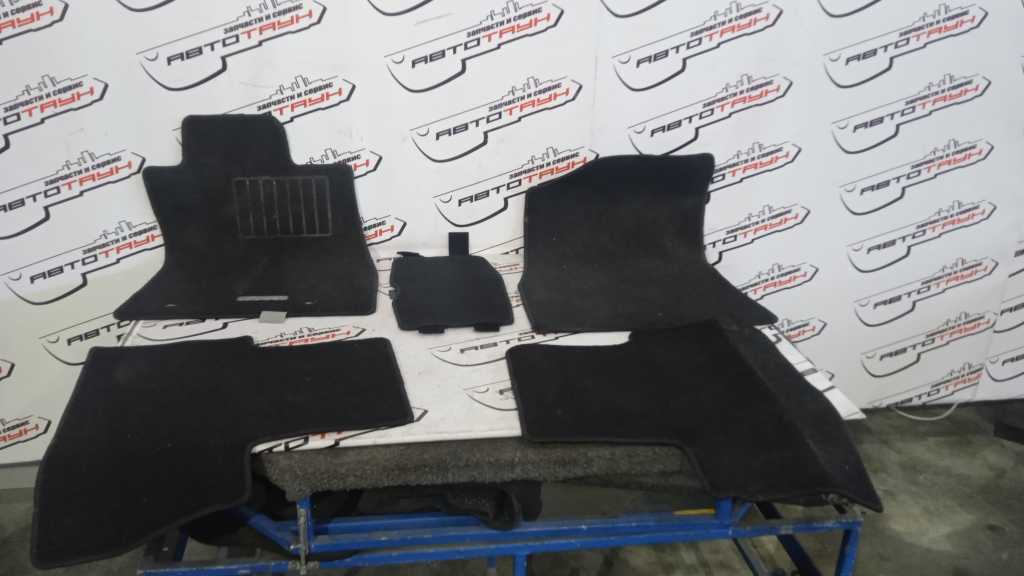 КОВРИКИ КОМПЛЕКТ NISSAN  S3413