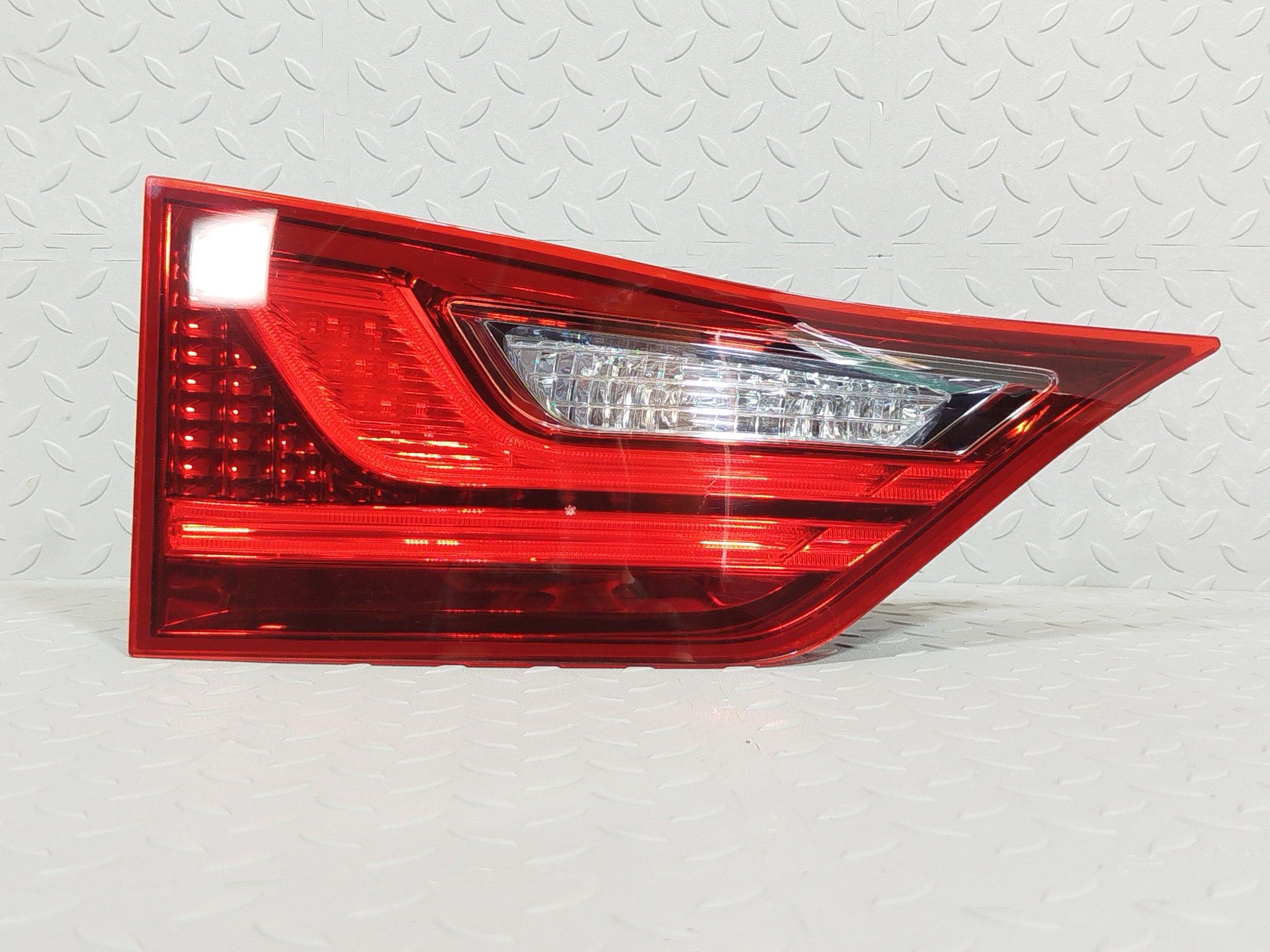 ФАЛЬШПАНЕЛЬ LEXUS ЛЕВАЯ 8159030490 S3500
